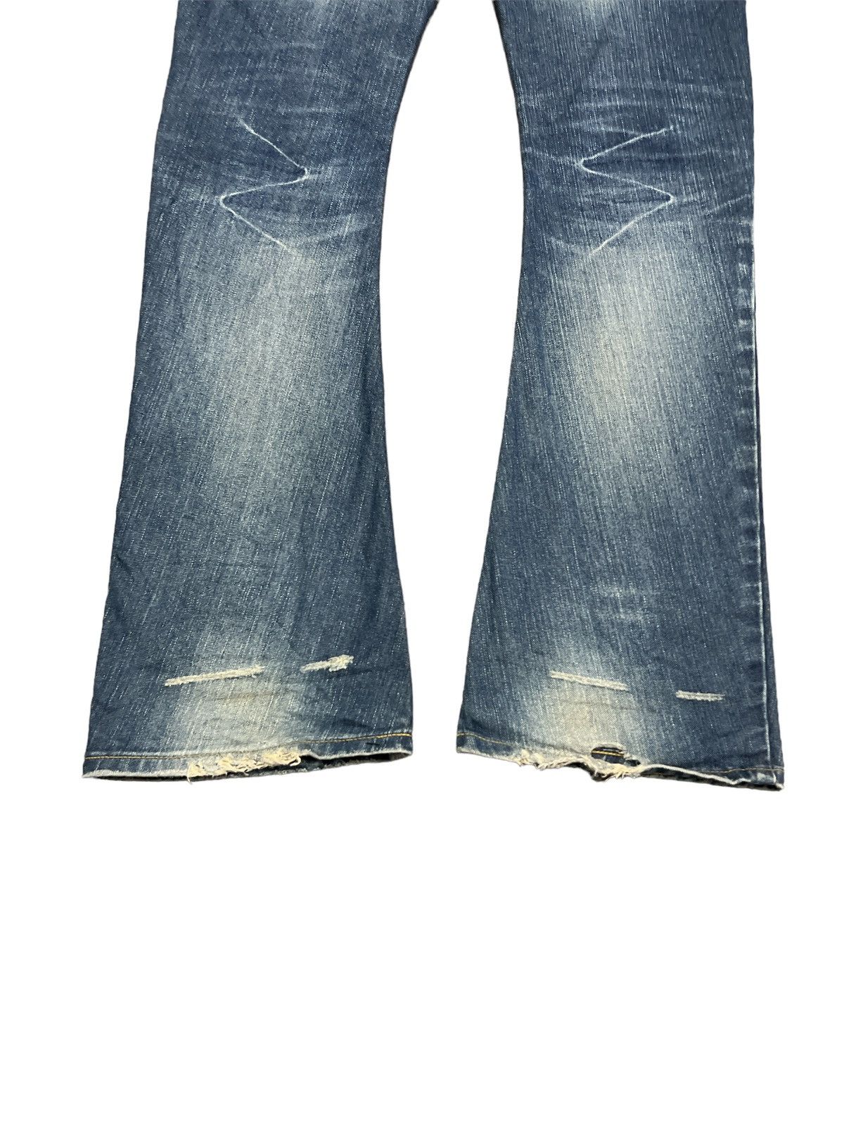 AKM × Japanese Brand × Lee FLARE💥 LEE X AKM CURVED PATTERN LEATHER FLAP DENIM PANTS Size US 34 / EU 50 - 8 Thumbnail