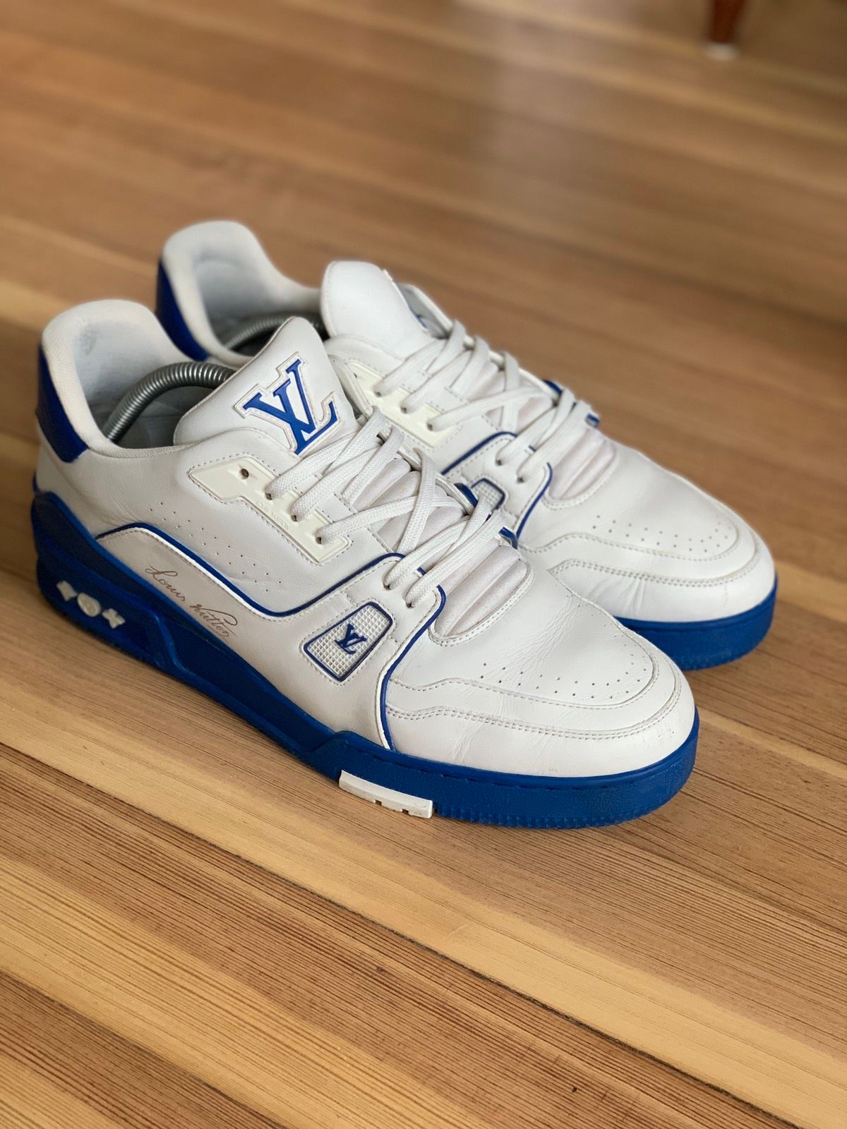 Louis Vuitton White and Blue Leather Trainer Low Sneakers