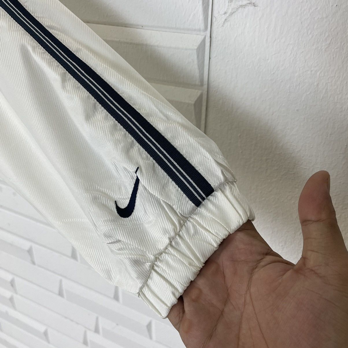 Nike 🔥LAST PRICE🔥 Nike White Light Jacket Hooded Size US M / EU 48-50 / 2 - 12 Thumbnail