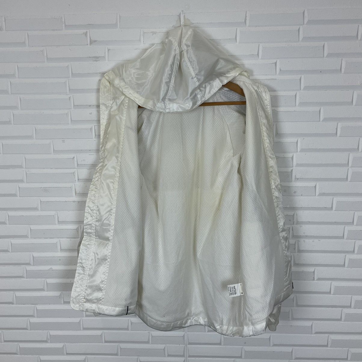 Nike 🔥LAST PRICE🔥 Nike White Light Jacket Hooded Size US M / EU 48-50 / 2 - 16 Thumbnail