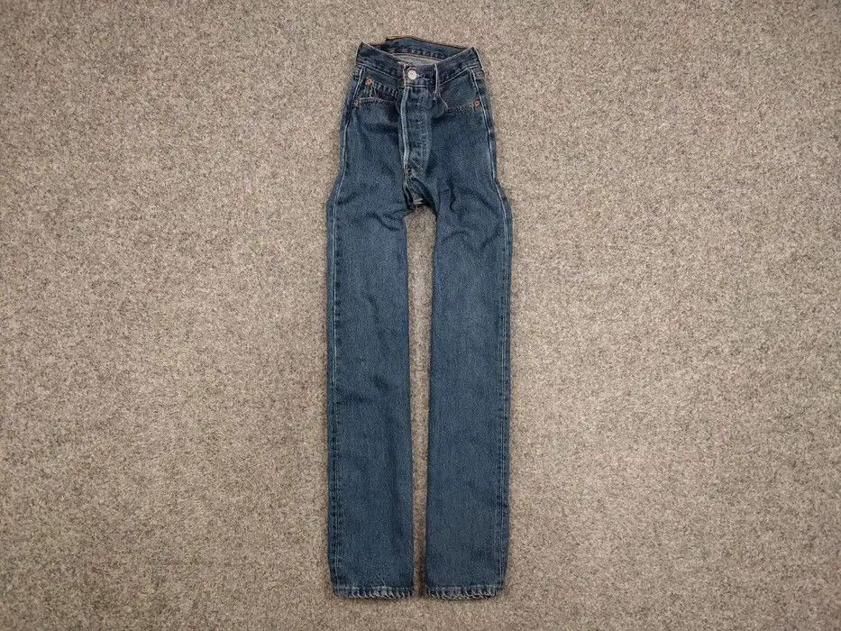 Vintage 90's levis 501 student Blue Denim Jeans Made in USA