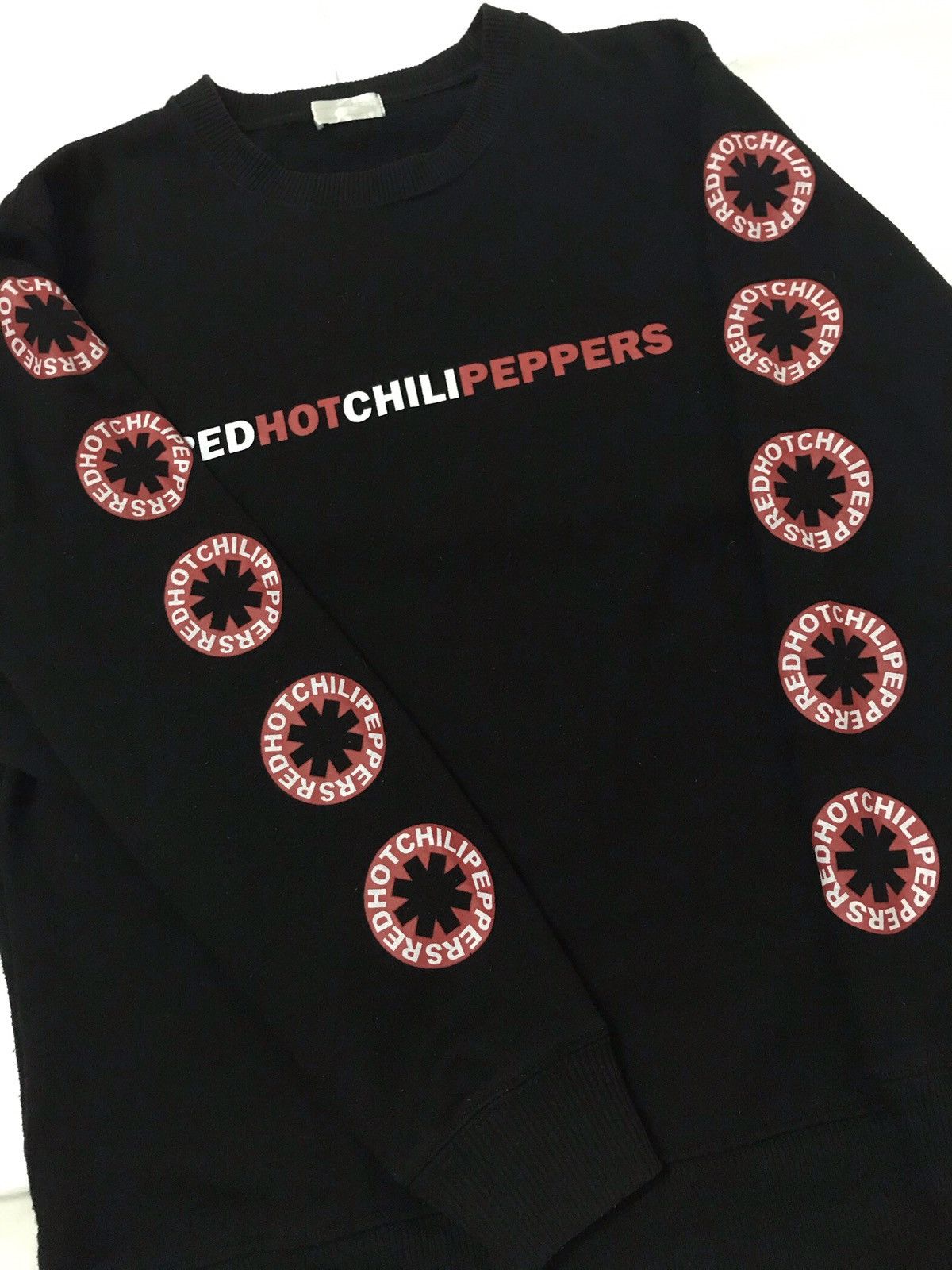 Band Tees RARE Printed Design Red Hot Chili Peppers Sweatshirt Size US M / EU 48-50 / 2 - 3 Thumbnail