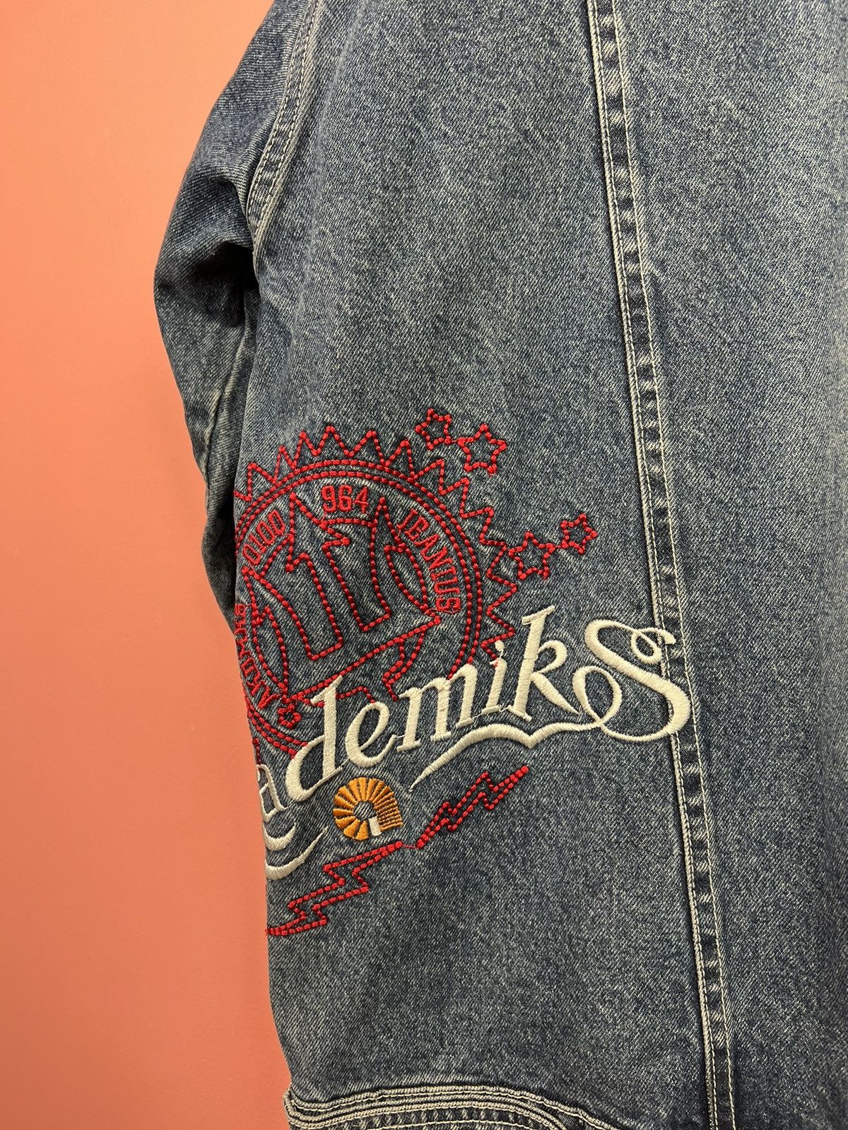 Akademiks Akademiks vintage rare jeans jacket rare rap pversized Size US XXL / EU 58 / 5 - 12 Thumbnail