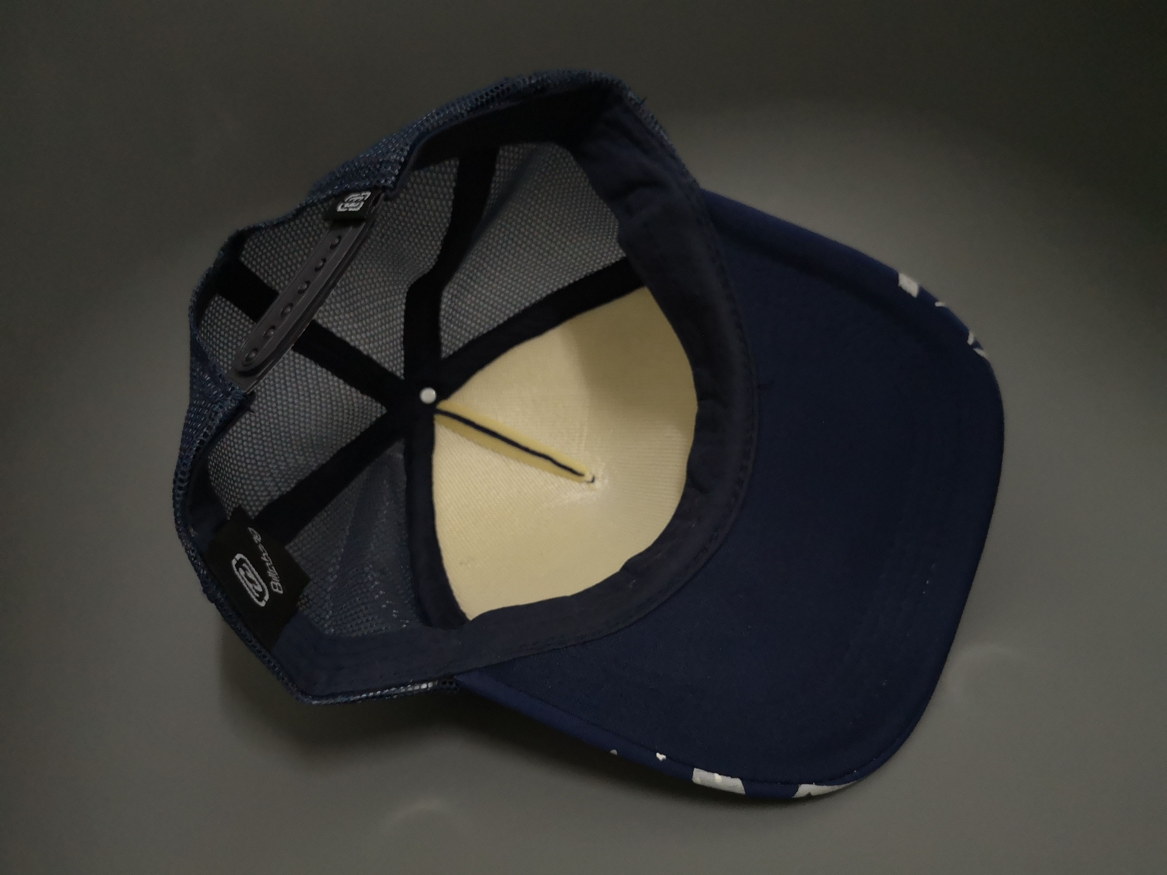 Billabong VINTAGE BILLABONG FOAM PRINTED TRUCKER SNAPBACK Size ONE SIZE - 22 Thumbnail
