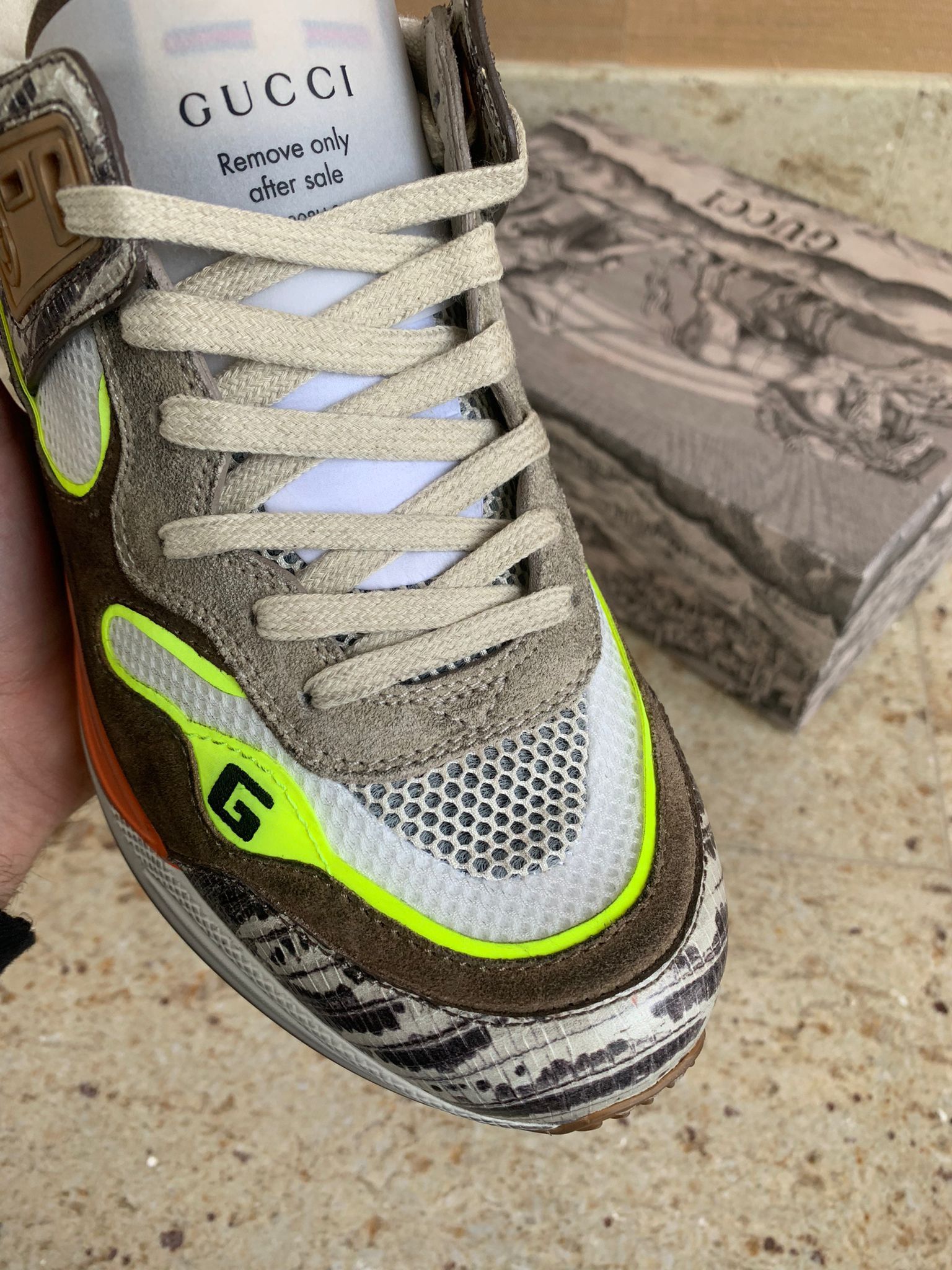 Gucci o1rshd1 Miro Soft Logo Runner Trainer in Brown / Multi Size US 8 / EU 41 - 4 Thumbnail