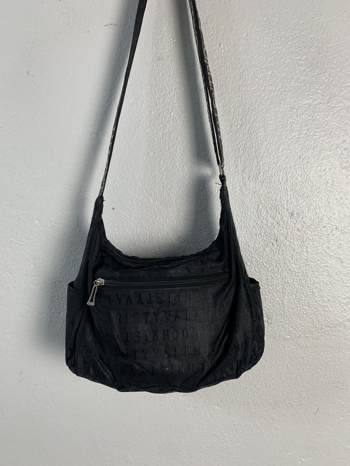 Japanese Brand Valentino Christy Monogram Sling Bag Size ONE SIZE - 6 Thumbnail