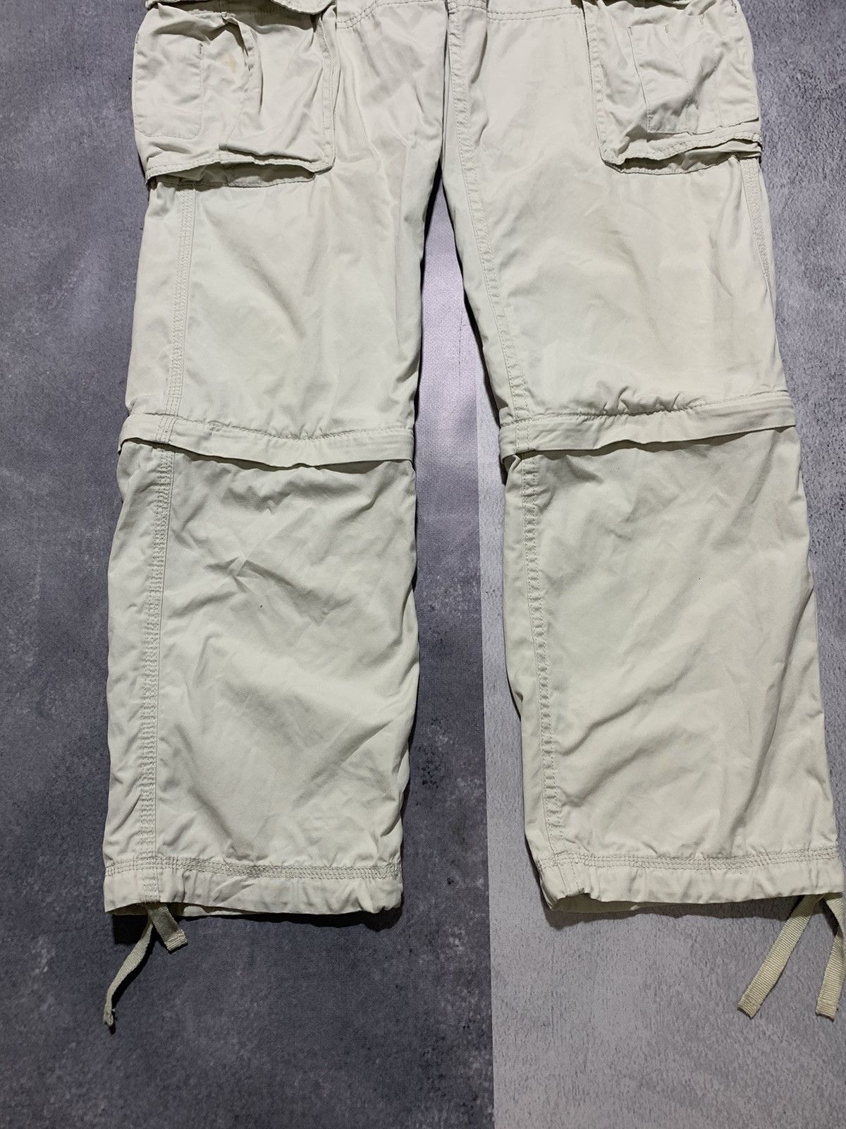Vintage Vintage Y2K wide cargo pants 2/1 workwear style size 33x34 Size US 33 - 4 Thumbnail