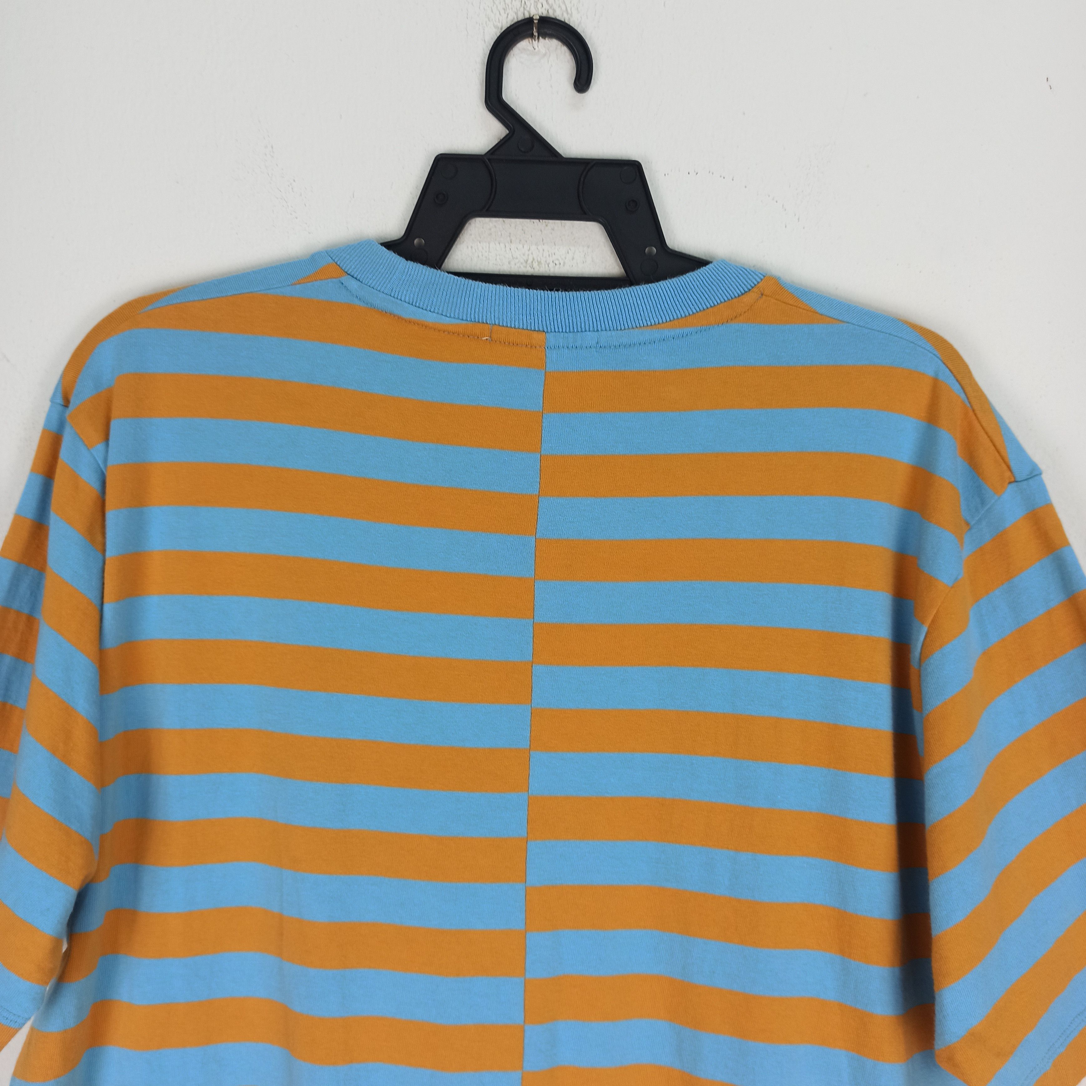 JW Anderson × Uniqlo Rare🔥 J.W.Anderson Tshirt By Unilqo Nice Design Size US L / EU 52-54 / 3 - 5 Thumbnail