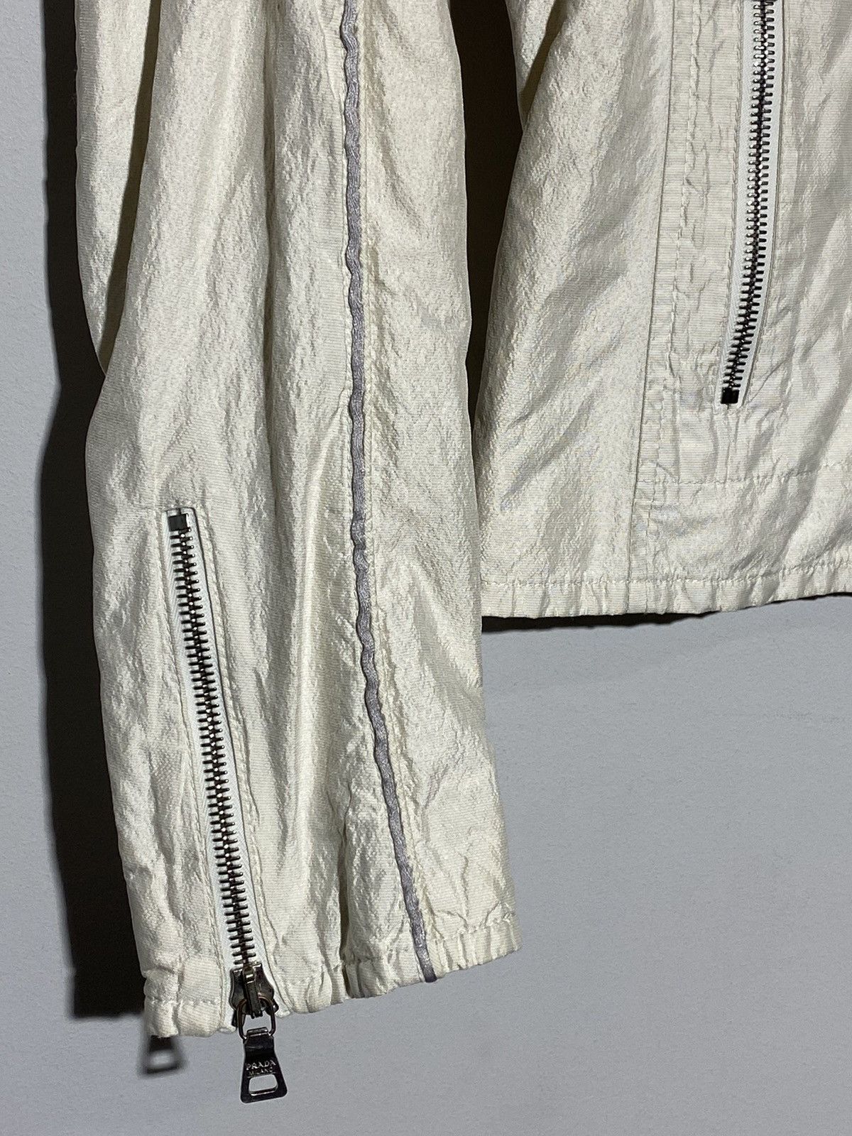 Prada Prada metal fiber nylon jacket Size S / US 4 / IT 40 - 8 Thumbnail