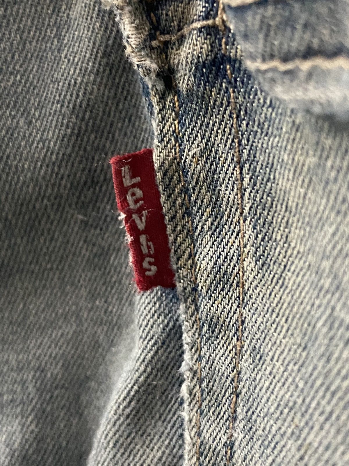 Levi's × Vintage Vintage Levi’s 505 Distressed Blue Wash Denim Pants Size US 36 / EU 52 - 18 Thumbnail
