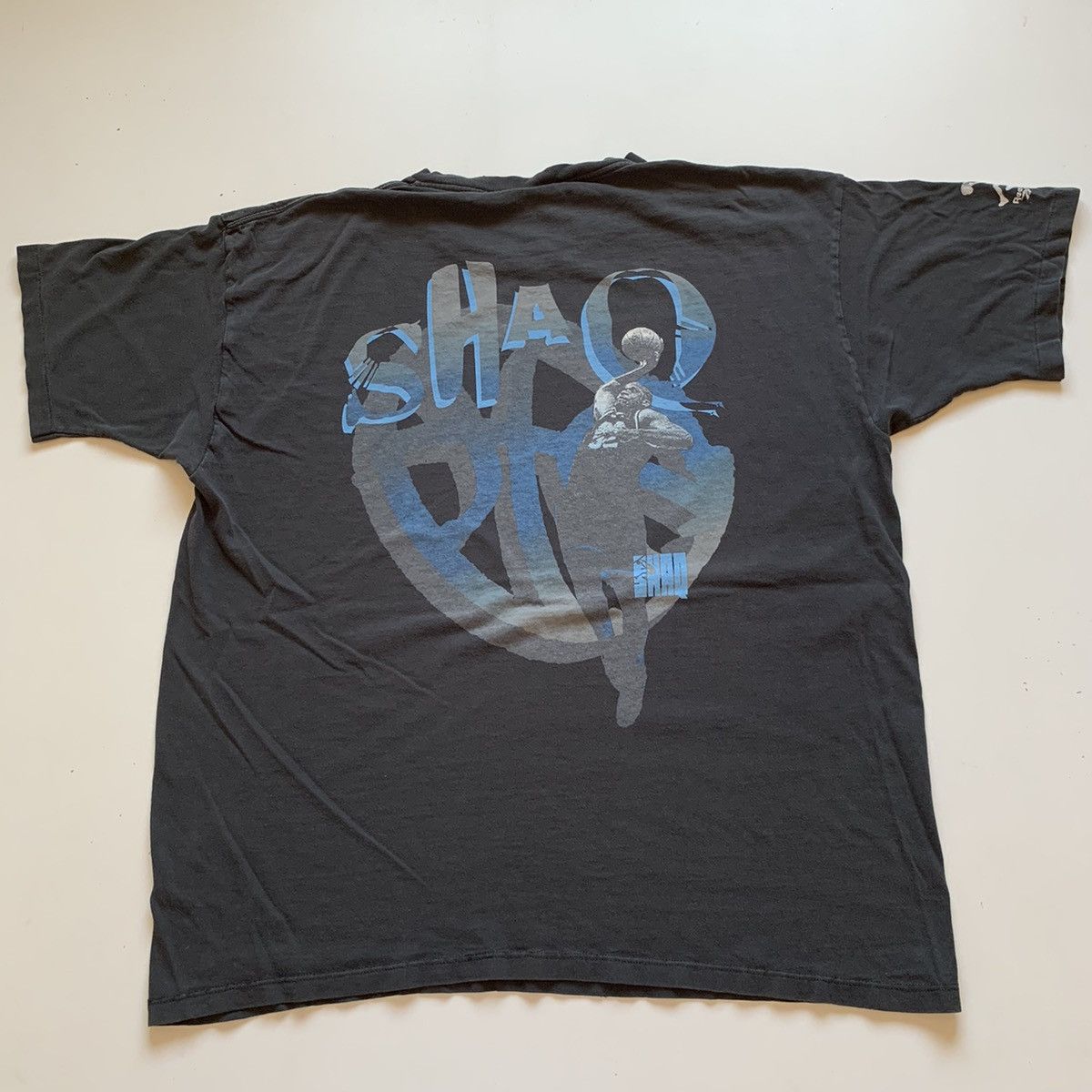 image of NBA x Reebok Vintage 90's Reebok Shaq Basketball Graphic T Shirt XL in Black, Men's