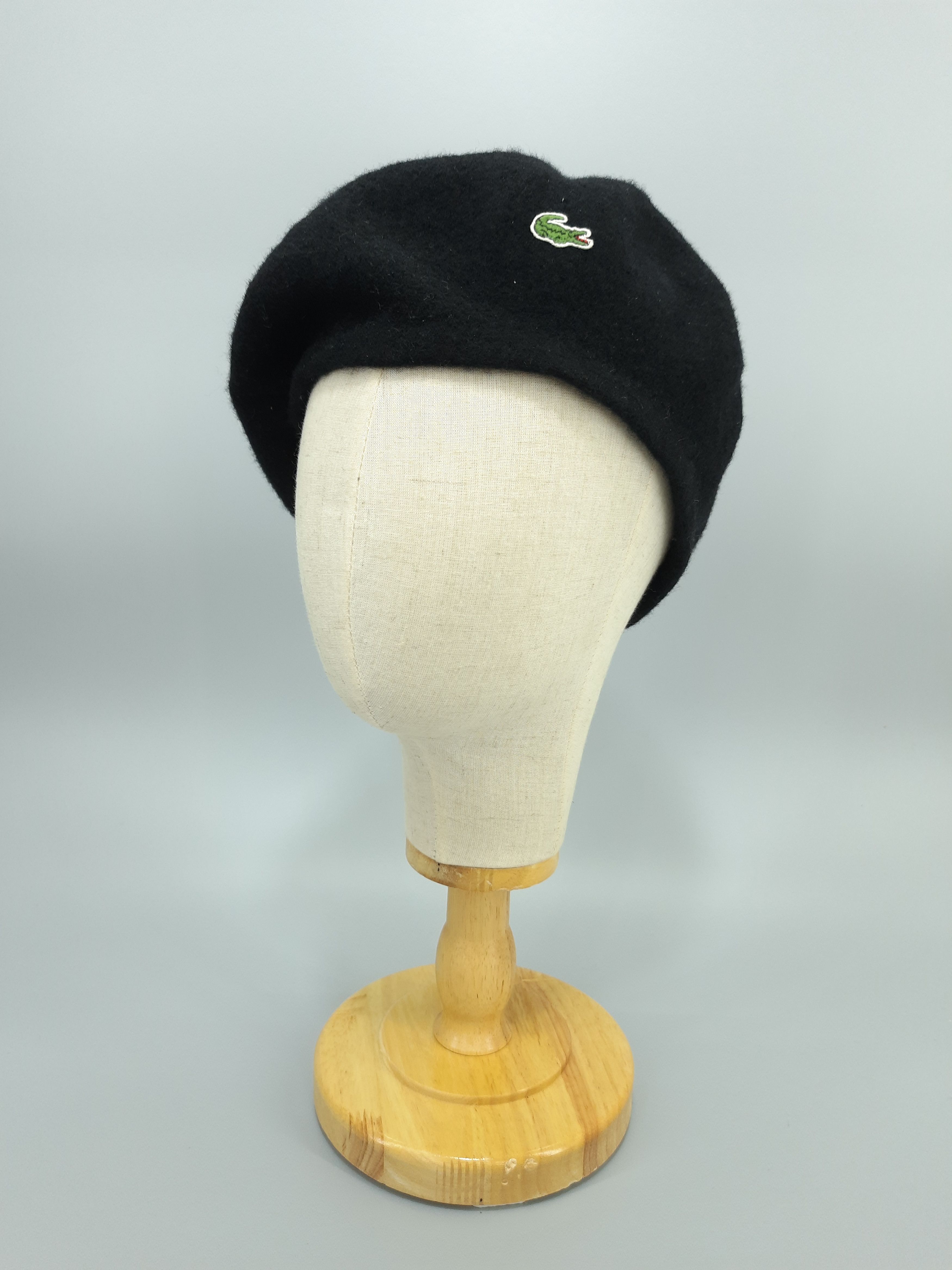 Lacoste × Vintage Vintage Lacoste Beret Beanie Hat - BN201 Size ONE SIZE - 1 Thumbnail