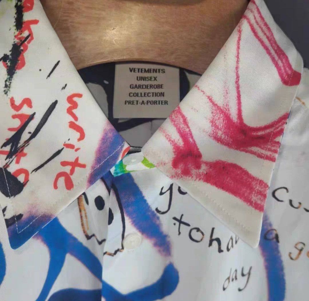 Vetements Vetements VTM Graffiti OS Loose T-shirt Size US S / EU 44-46 / 1 - 3 Thumbnail