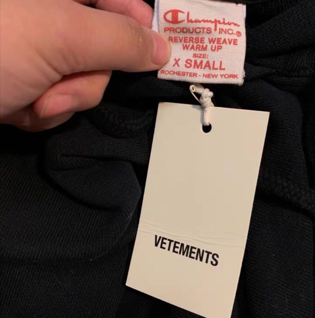 Vetements Vetements VTM SS17 Black Hoodie Size US XS / EU 42 / 0 - 3 Thumbnail