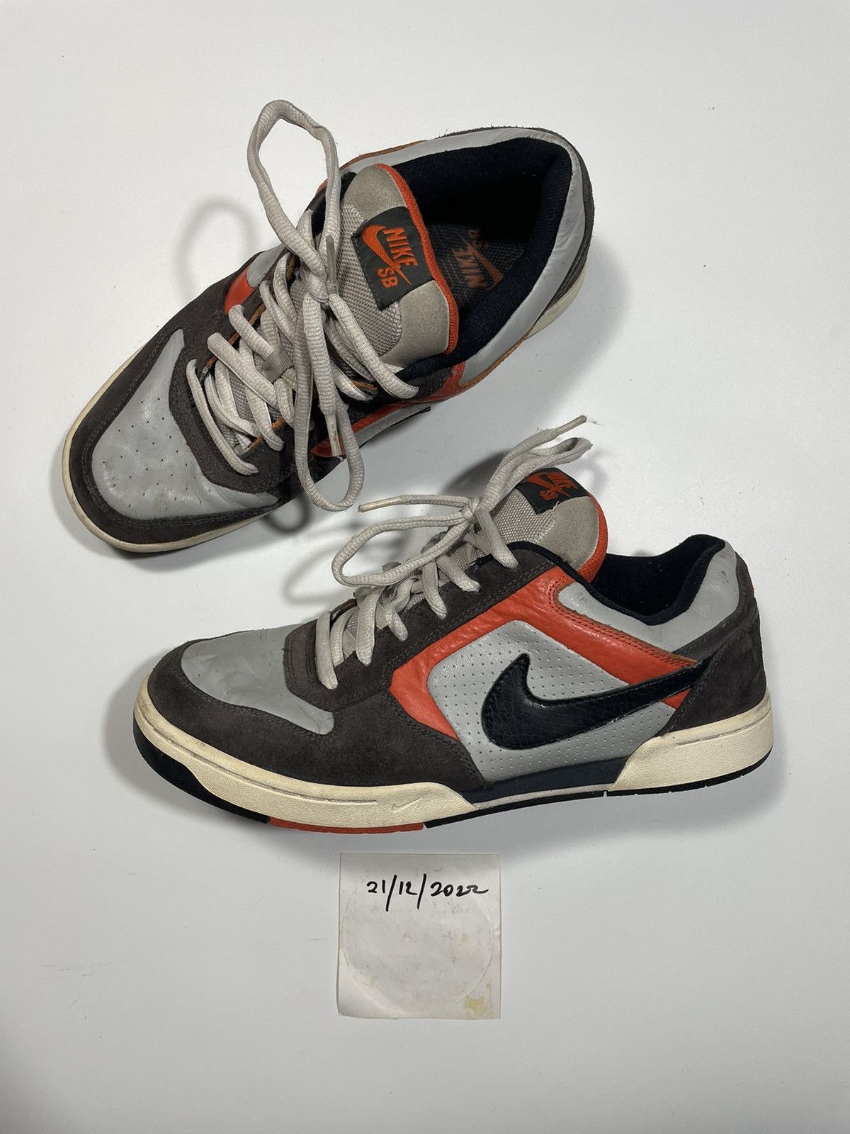 Other Rare Vintage 2007 Nike SB Zoom Air Regime Grey Black🍊 Size US 10 / EU 43 - 15 Thumbnail