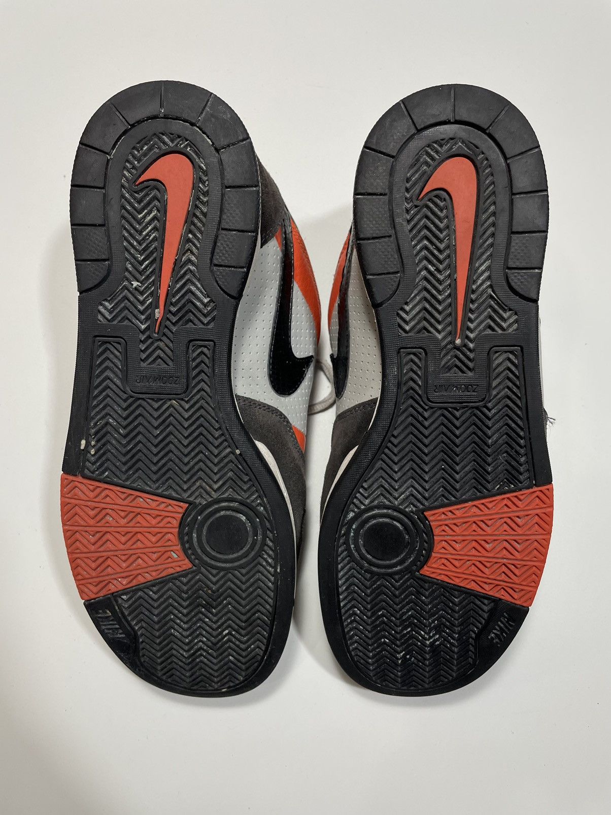 Other Rare Vintage 2007 Nike SB Zoom Air Regime Grey Black🍊 Size US 10 / EU 43 - 11 Thumbnail