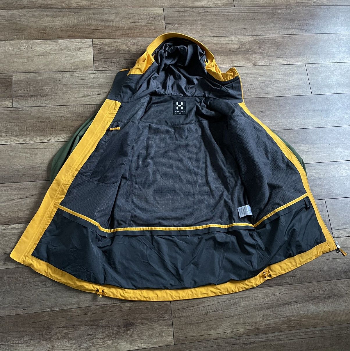 Goretex Haglofs Long Chute Snowboarding Ski GoreTex Shell Jacket Size US XL / EU 56 / 4 - 8 Thumbnail