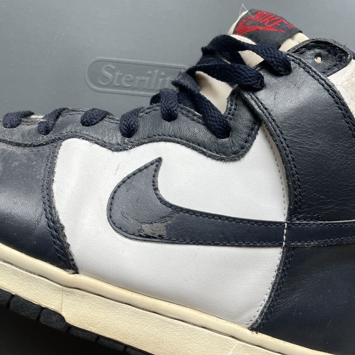 Nike Nike Dunk High Team USA 2000 Olympics 10.5 Size US 10.5 / EU 43-44 - 12 Thumbnail
