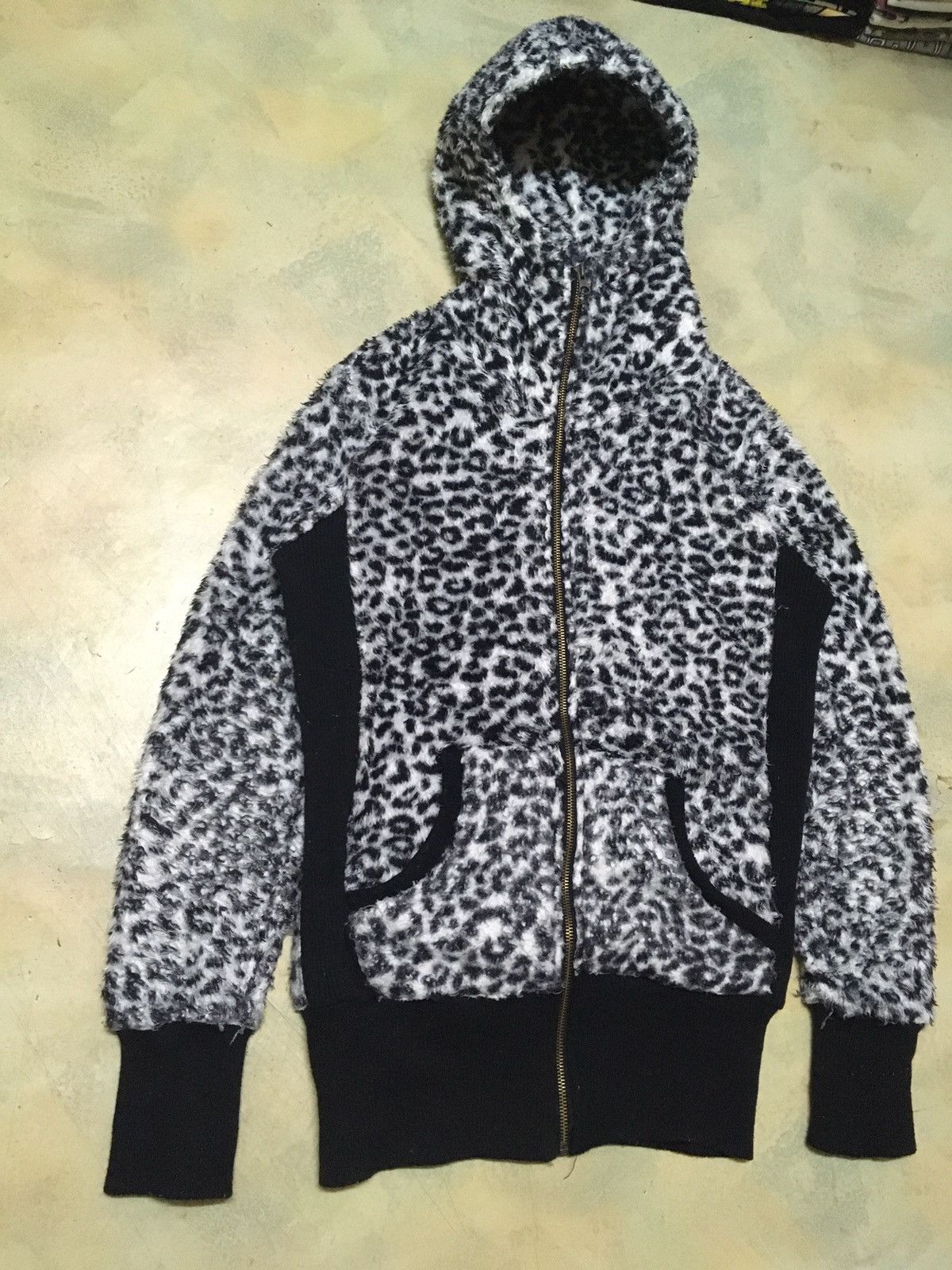Japanese Brand Prive Joke Sweater Zipper Hoodie Leopard Design Size US M / EU 48-50 / 2 - 2 Thumbnail