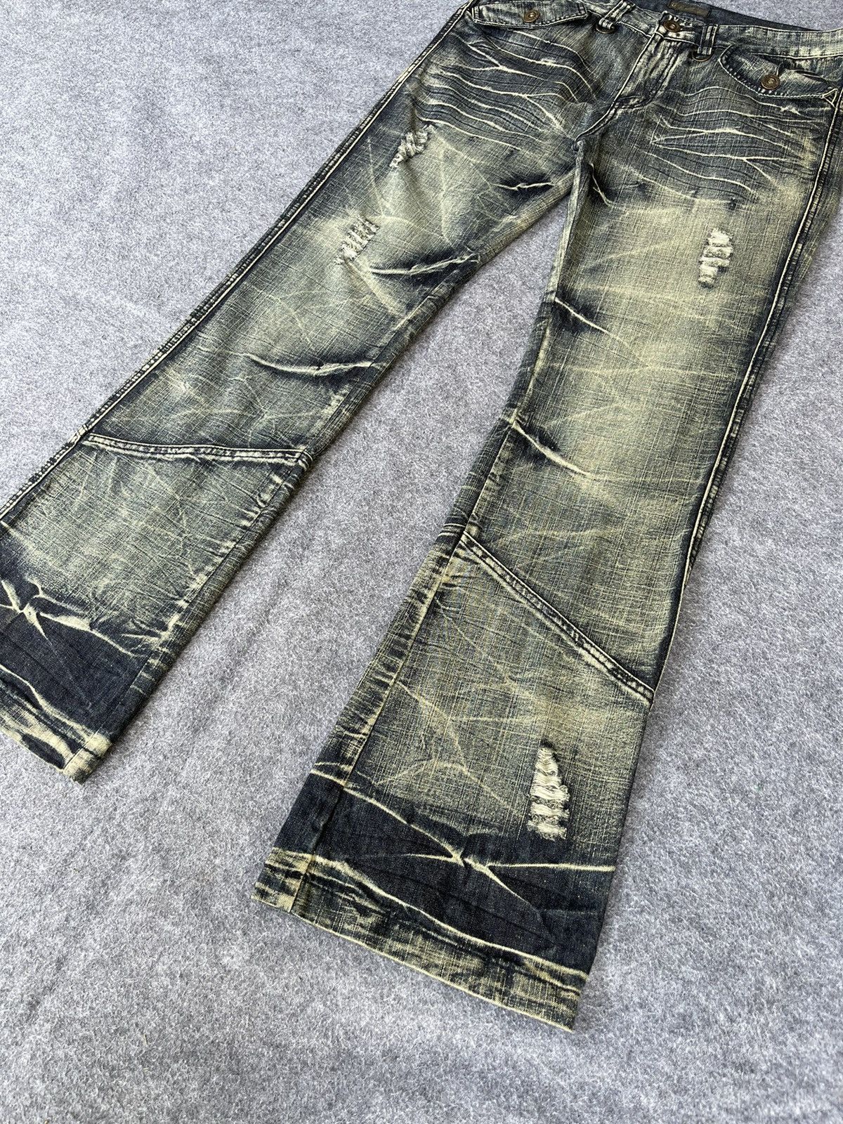 Japanese Brand Very Rare🔥Japanese Black Crown Flared Jeans Size US 36 / EU 52 - 2 Thumbnail