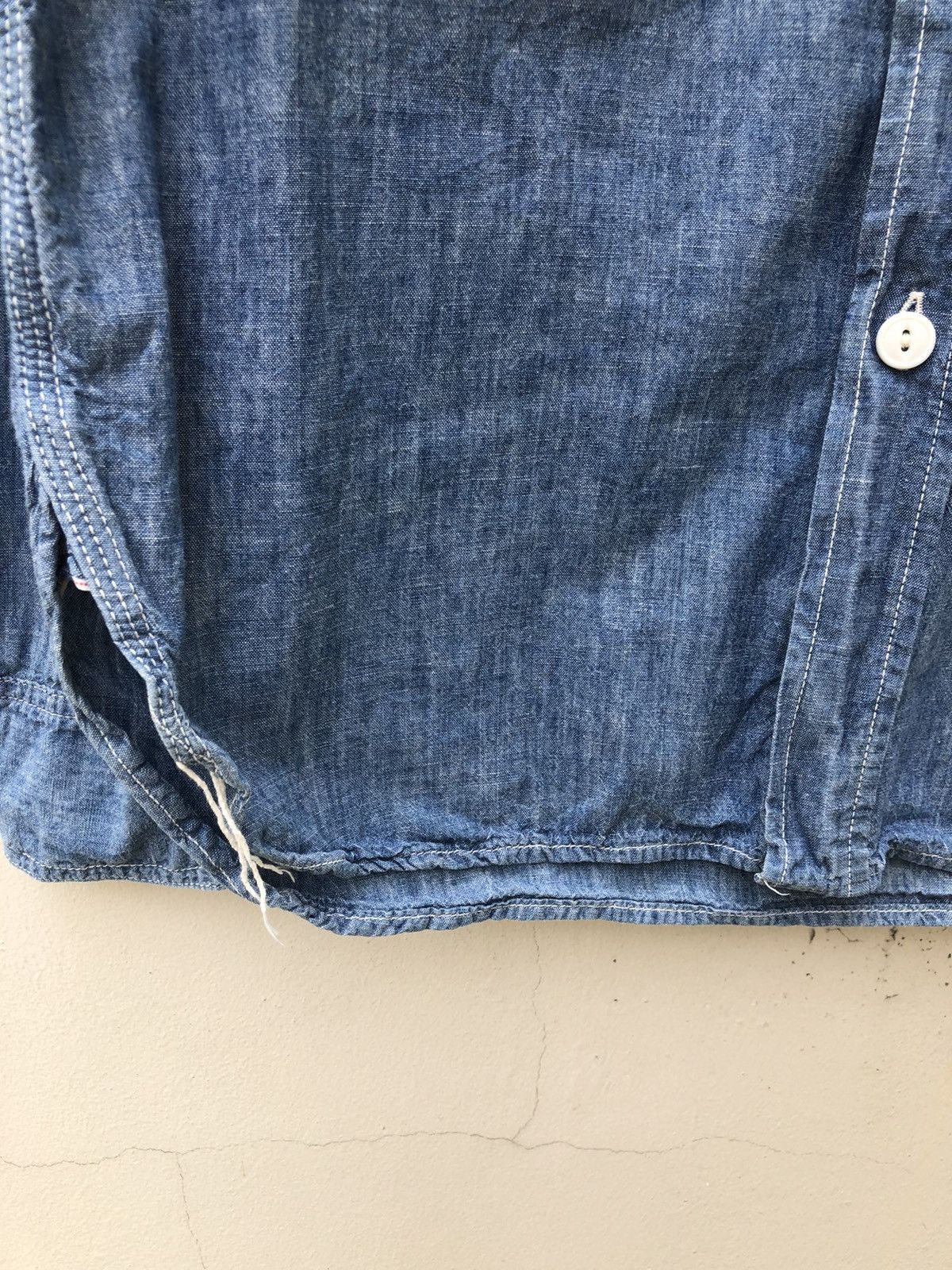 FOB Factory FOB Factory Japan Selvedge Chambray Work Shirt Size US M / EU 48-50 / 2 - 12 Thumbnail