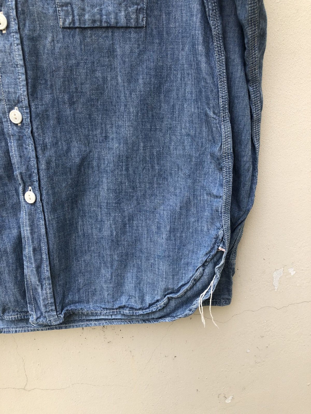 FOB Factory FOB Factory Japan Selvedge Chambray Work Shirt Size US M / EU 48-50 / 2 - 10 Thumbnail