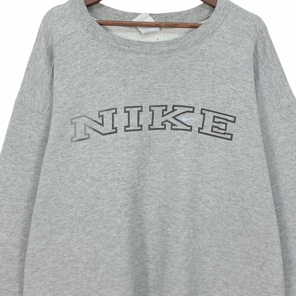 Nike Vintage 1990s Nike Block Small Swoosh Sweatshirt Size US L / EU 52-54 / 3 - 7 Thumbnail