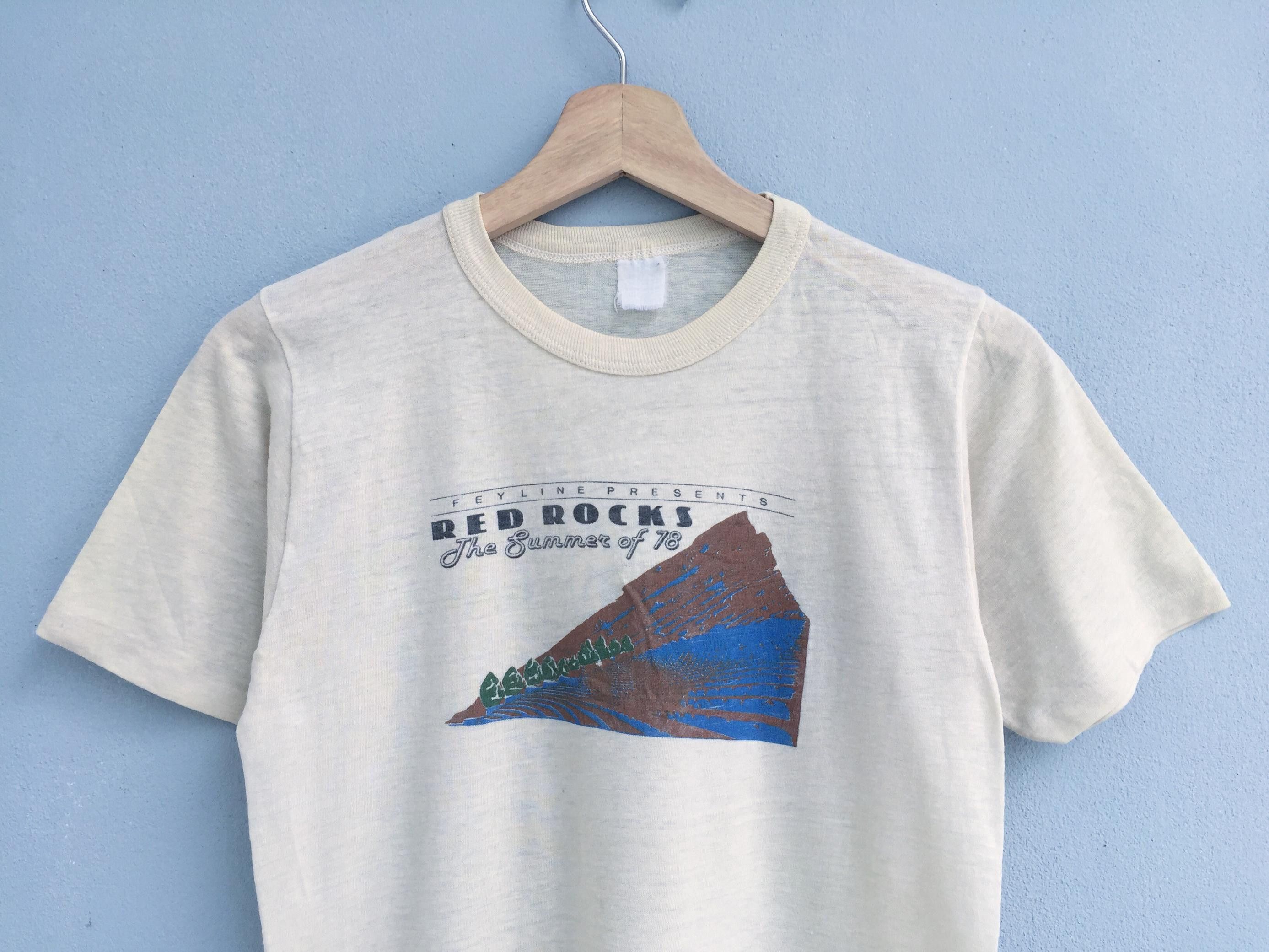 Band Tees Rare Vintage 70s Feyline's Red Rocks Music Festival Tees Size US XXS / EU 40 - 2 Thumbnail