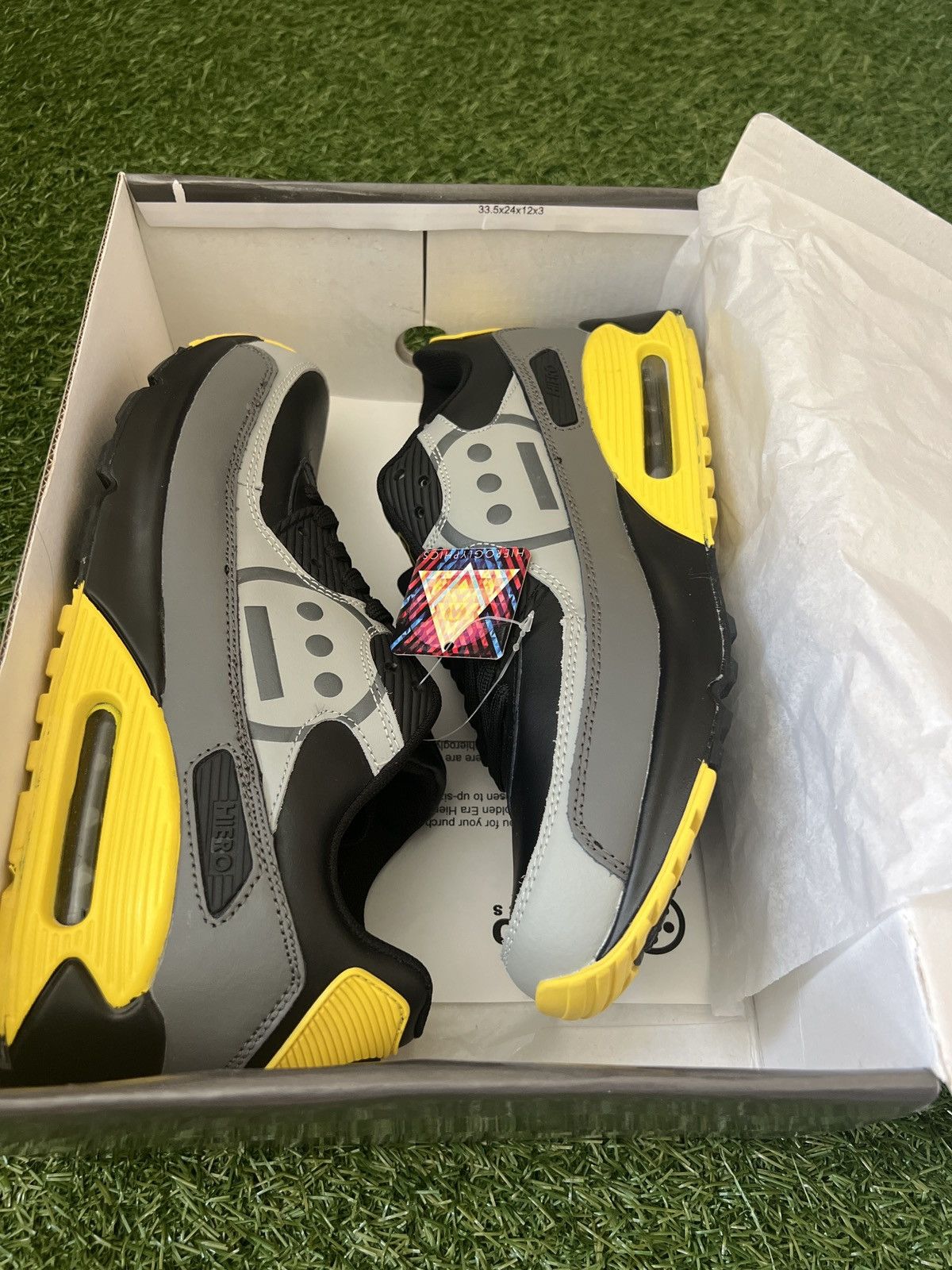 Other 2016 Hieroglyphics Golden Eras 95s limited edition of 1000 Size US 10 / EU 43 - 10 Thumbnail