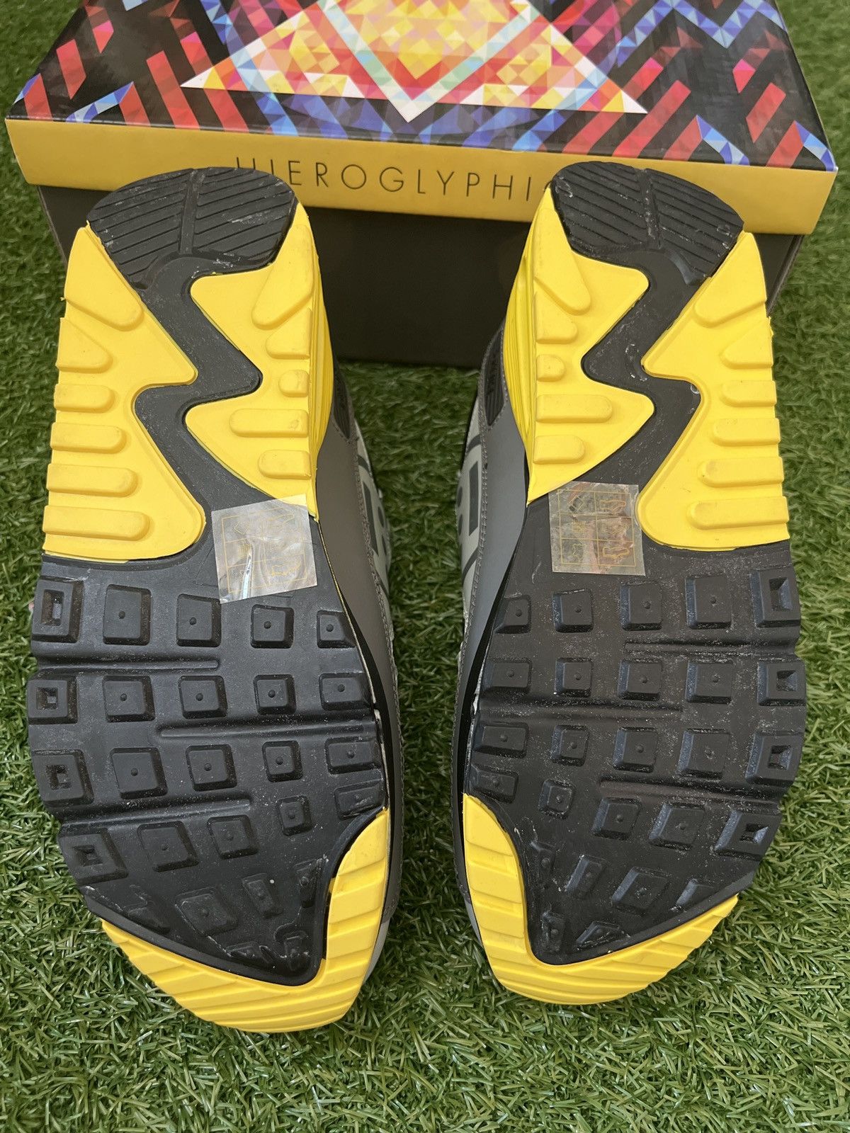 Other 2016 Hieroglyphics Golden Eras 95s limited edition of 1000 Size US 10 / EU 43 - 8 Thumbnail