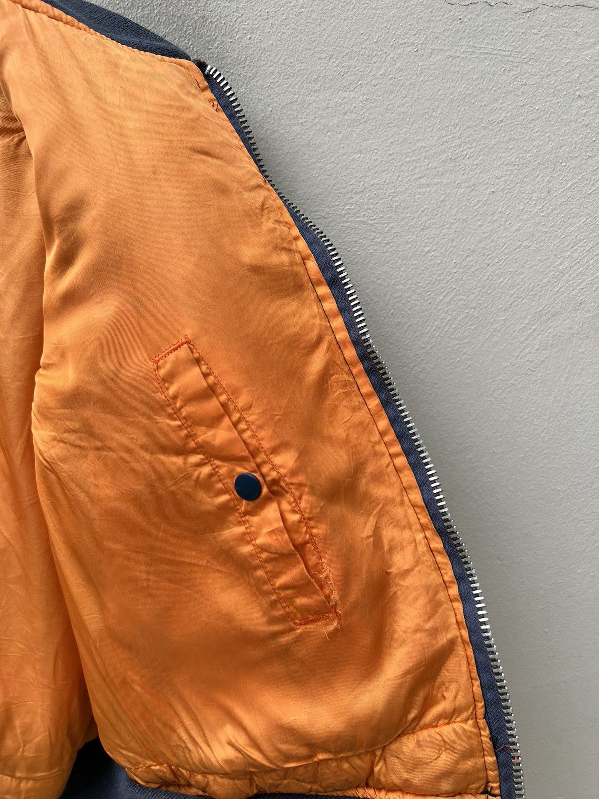 Avirex Vintage 80s Avirex Sun Fade USAF MA-1 Bomber Jacket Size US M / EU 48-50 / 2 - 14 Thumbnail