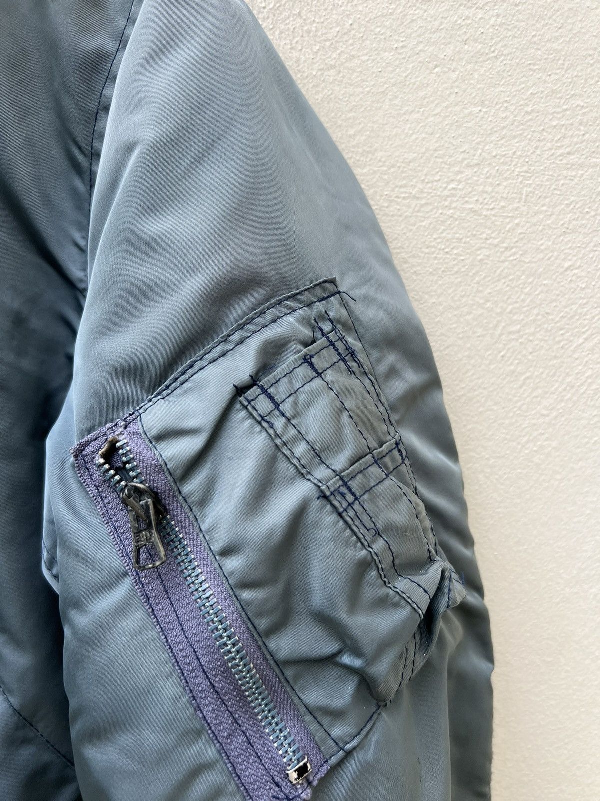 Avirex Vintage 80s Avirex Sun Fade USAF MA-1 Bomber Jacket Size US M / EU 48-50 / 2 - 10 Thumbnail
