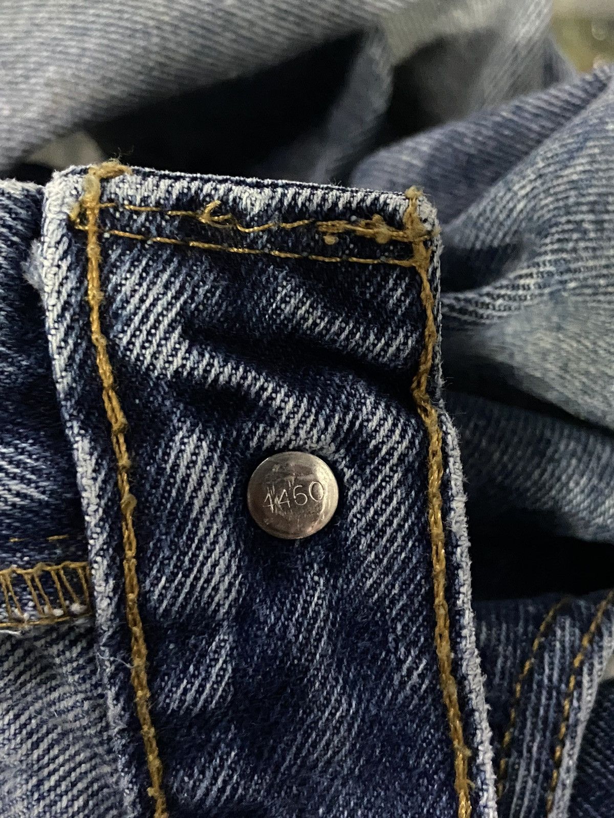 Levi's Vintage Levi's 517 Distressed Blue Wash Denim Pants Size US 34 / EU 50 - 22 Thumbnail