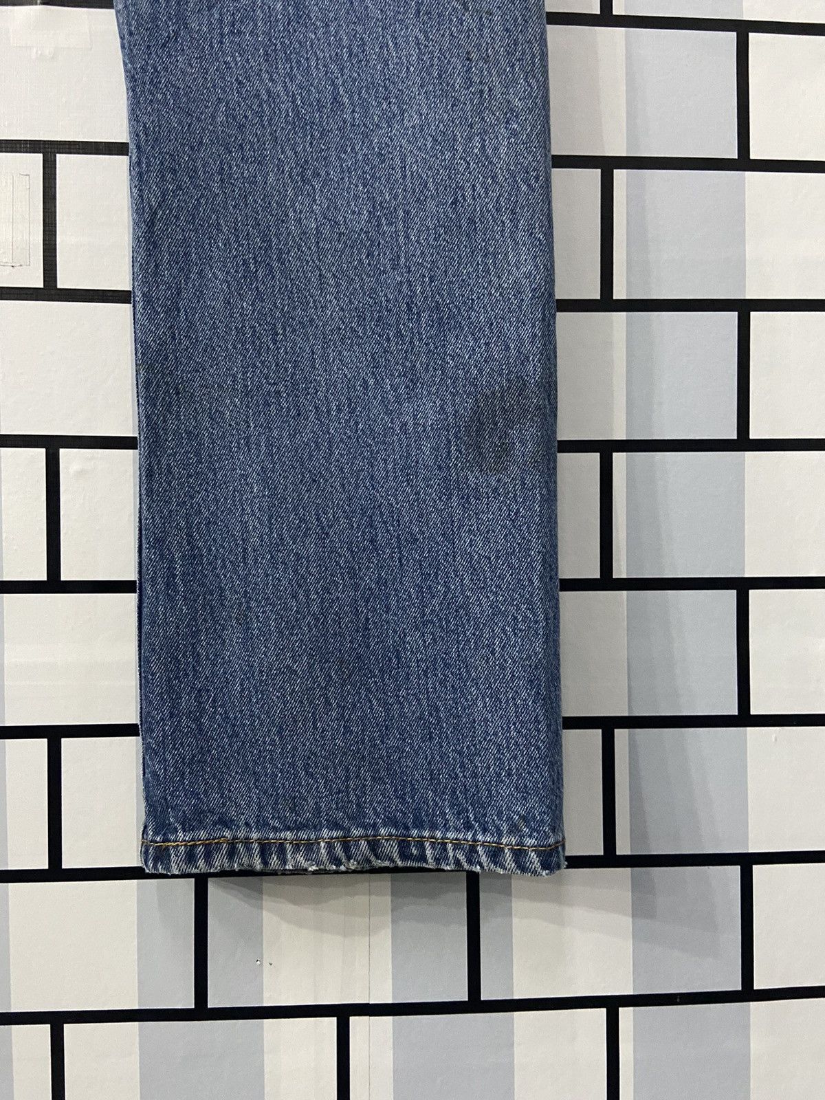 Levi's Vintage Levi's 517 Distressed Blue Wash Denim Pants Size US 34 / EU 50 - 15 Thumbnail