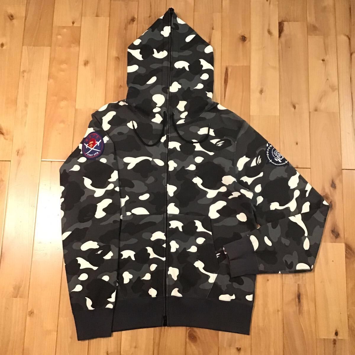 Bape 💫Glow in the Dark💫 City camo full zip hoodie BAPE APE Size US L / EU 52-54 / 3 - 2 Thumbnail