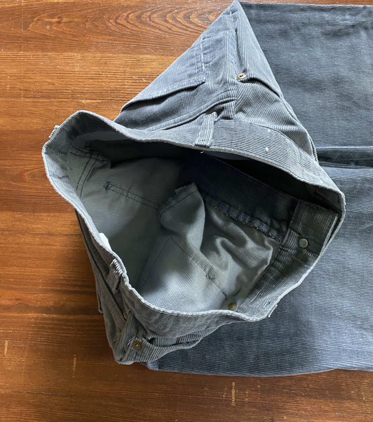 Levi's Vintage 70’s Levi’s White Tab Grey Corduroy Pants 30x33 Size US 30 / EU 46 - 19 Thumbnail