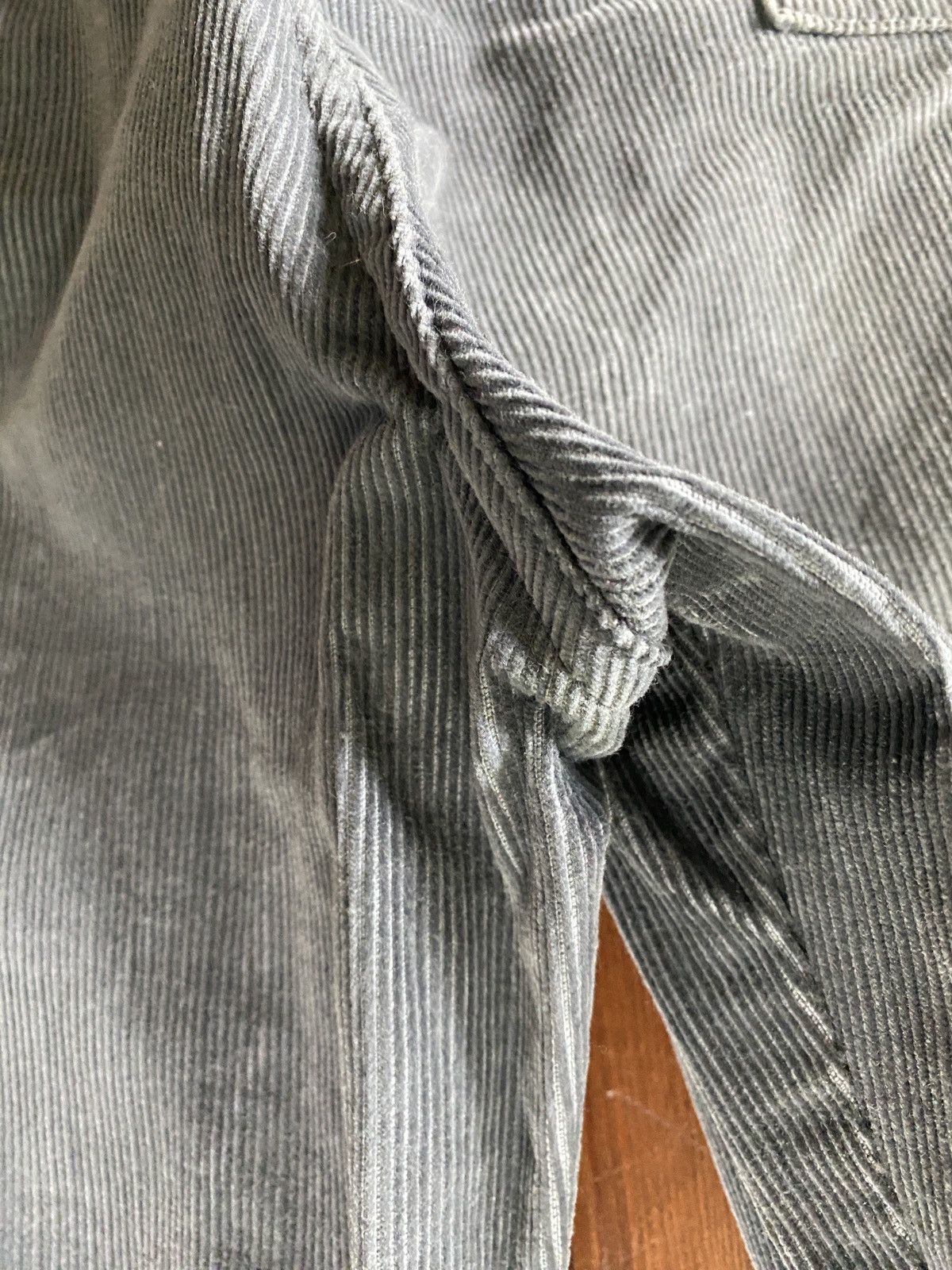 Levi's Vintage 70’s Levi’s White Tab Grey Corduroy Pants 30x33 Size US 30 / EU 46 - 7 Thumbnail