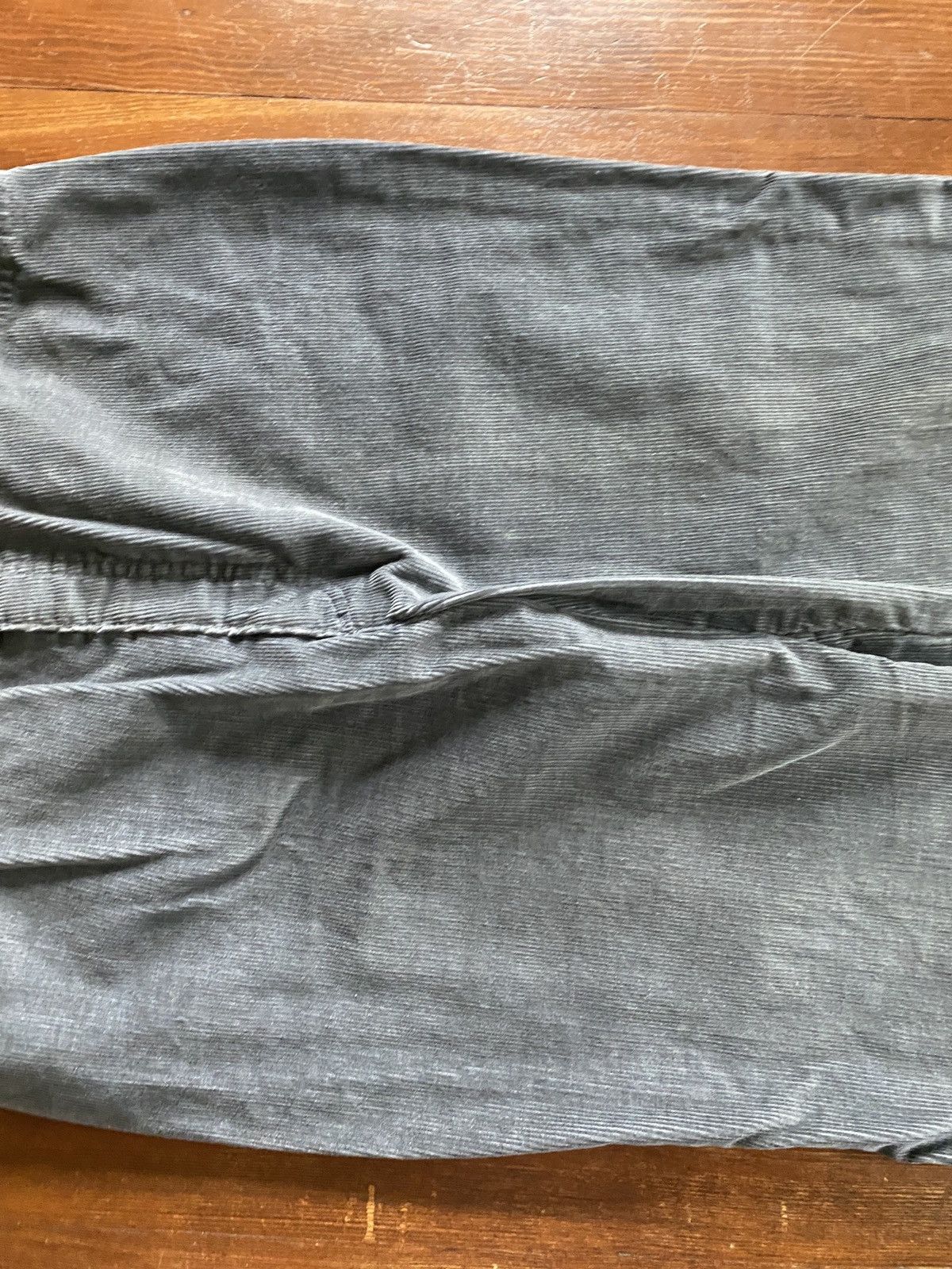 Levi's Vintage 70’s Levi’s White Tab Grey Corduroy Pants 30x33 Size US 30 / EU 46 - 13 Thumbnail