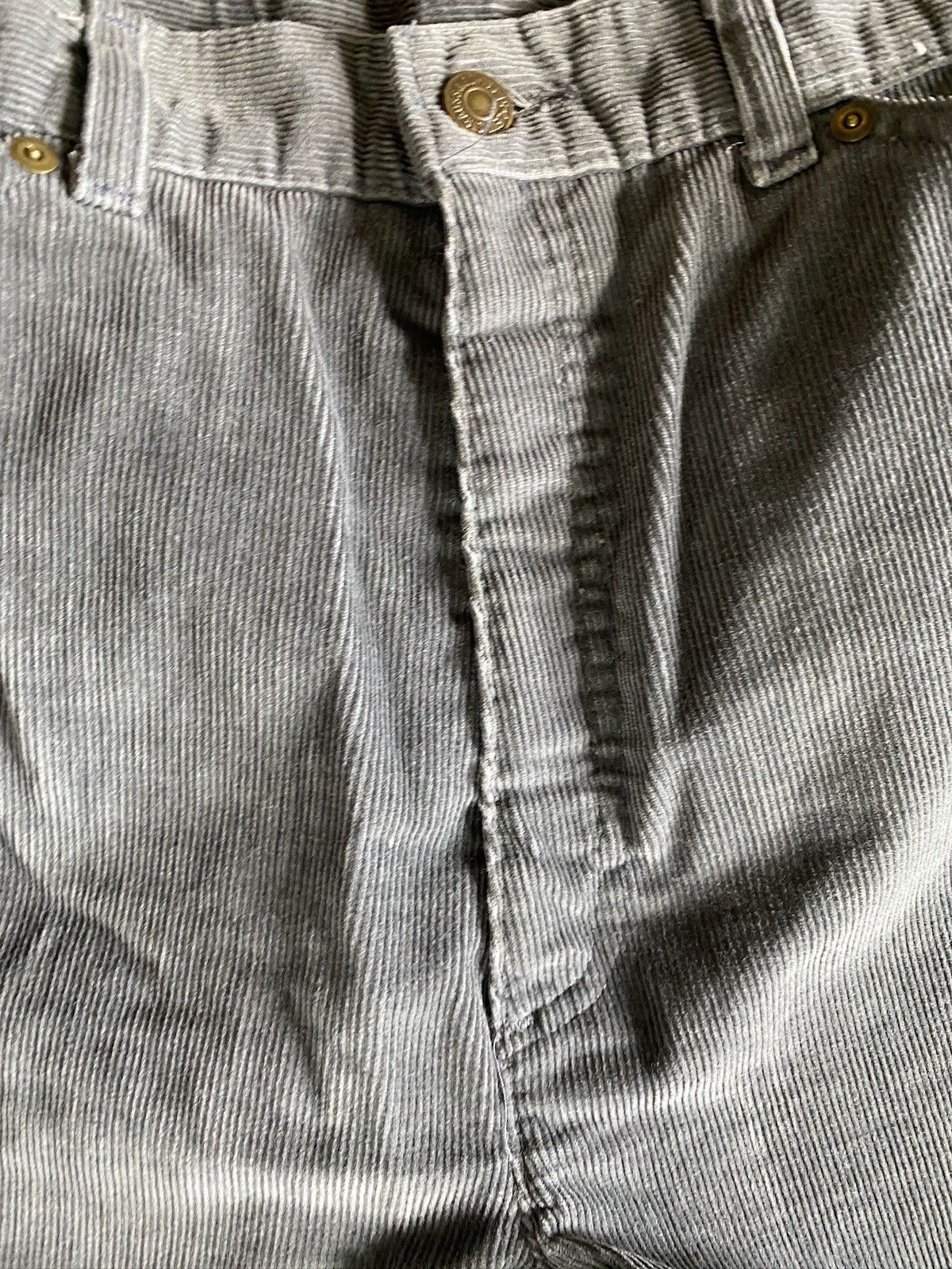 Levi's Vintage 70’s Levi’s White Tab Grey Corduroy Pants 30x33 Size US 30 / EU 46 - 24 Thumbnail