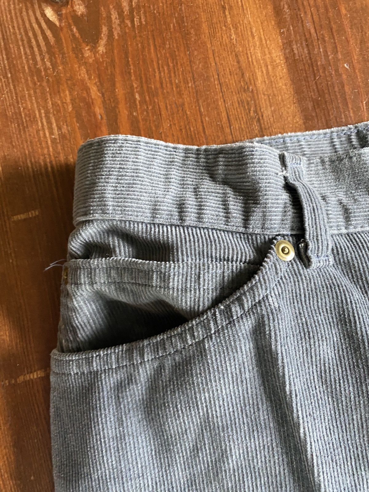 Levi's Vintage 70’s Levi’s White Tab Grey Corduroy Pants 30x33 Size US 30 / EU 46 - 18 Thumbnail