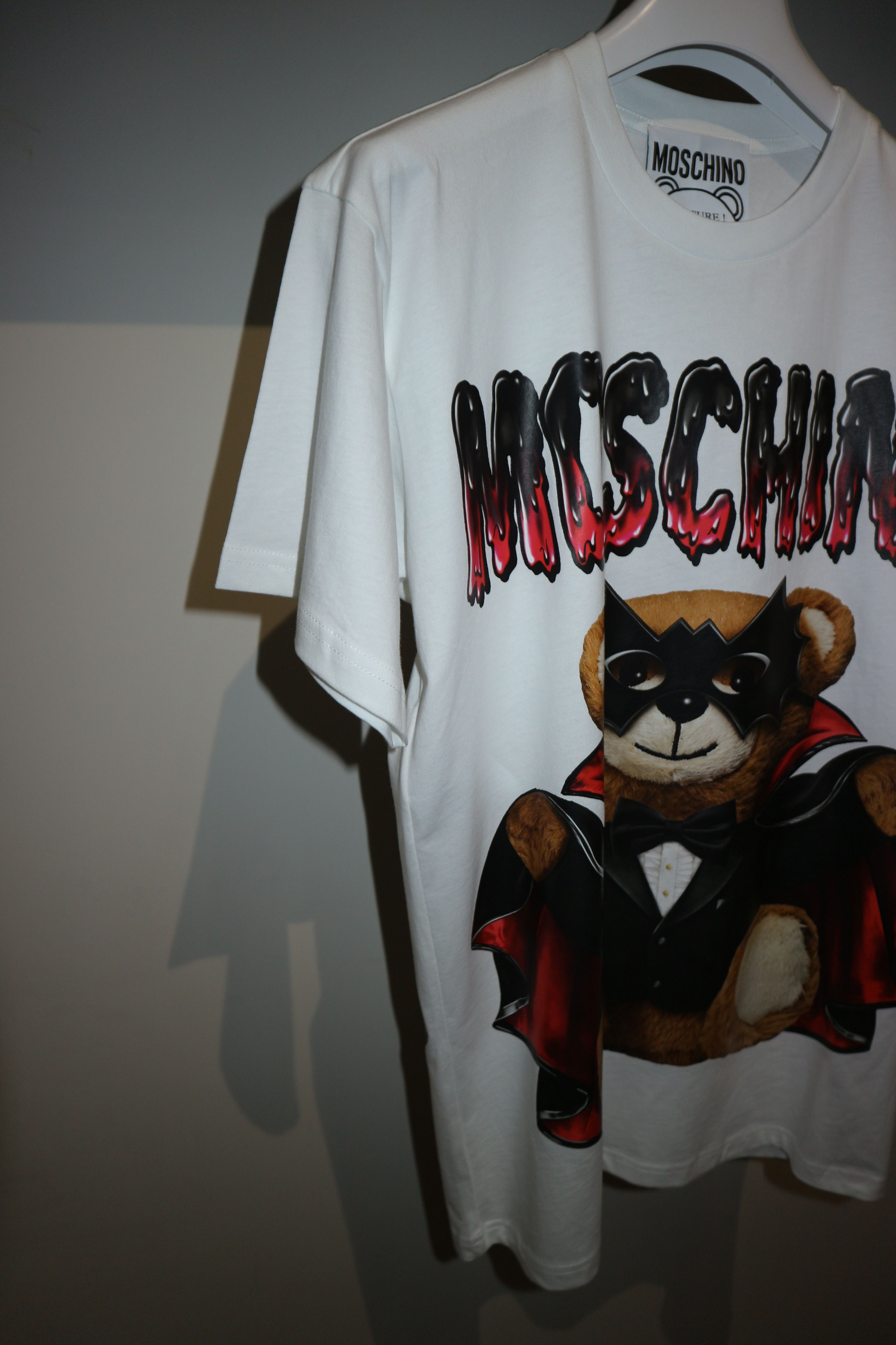Moschino Teddy bear Vampire print t-shirt Size US XXS / EU 40 - 4 Thumbnail