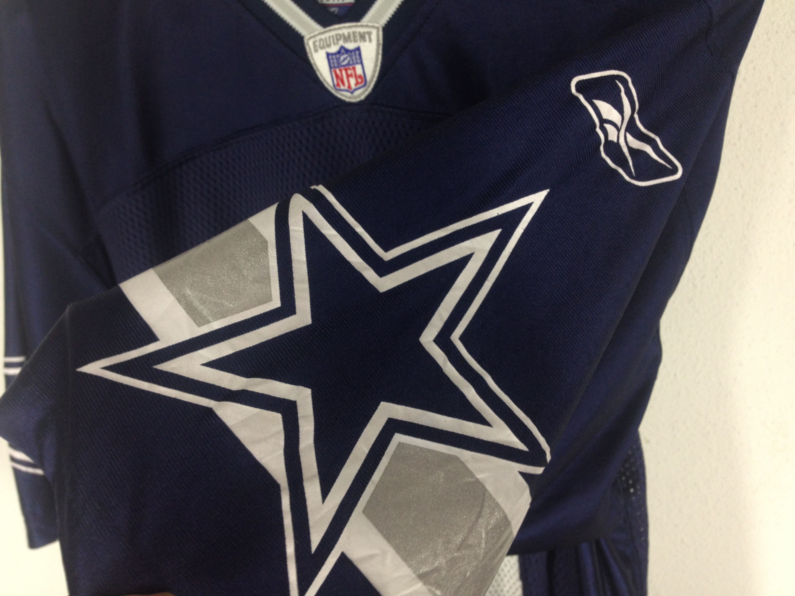 NFL × Reebok × Vintage Vintage NFL Players Jersey × Jones Size US M / EU 48-50 / 2 - 4 Thumbnail