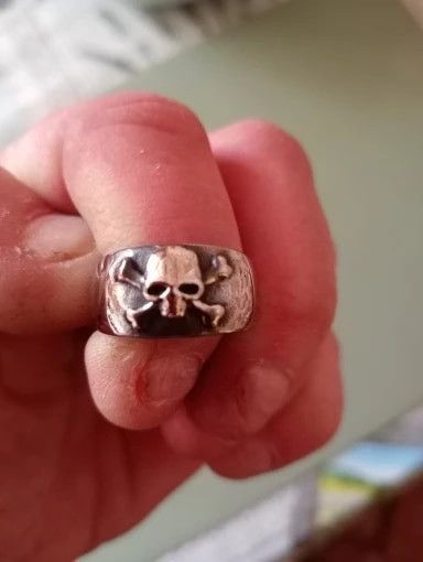 Jewelry Stainless Steel Small Skull Punk Rock Ring Size ONE SIZE - 4 Thumbnail