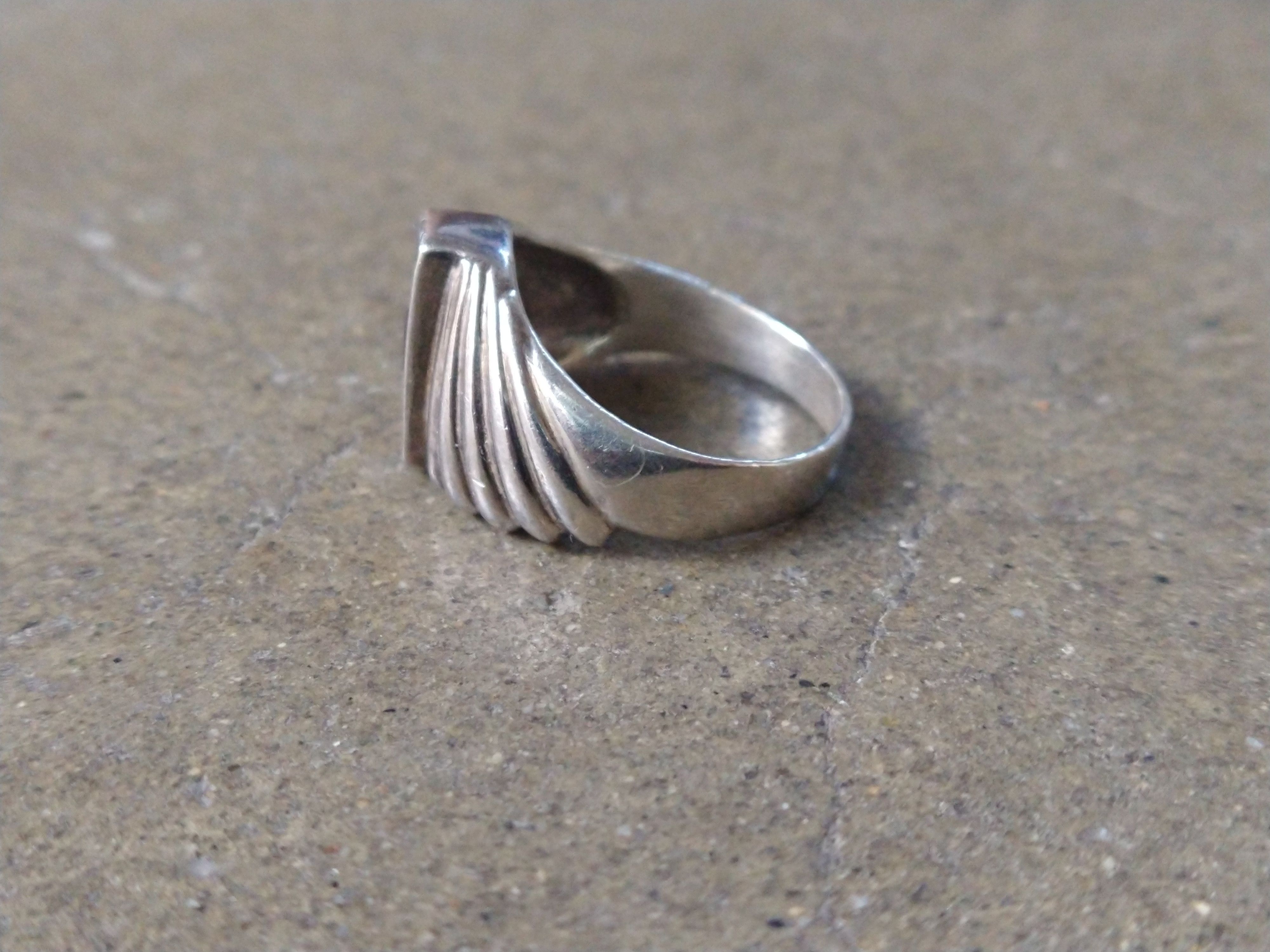 Other Sterling Silver Ring 8.25 Peridot Amethyst Modern Abstract Size ONE SIZE - 4 Thumbnail