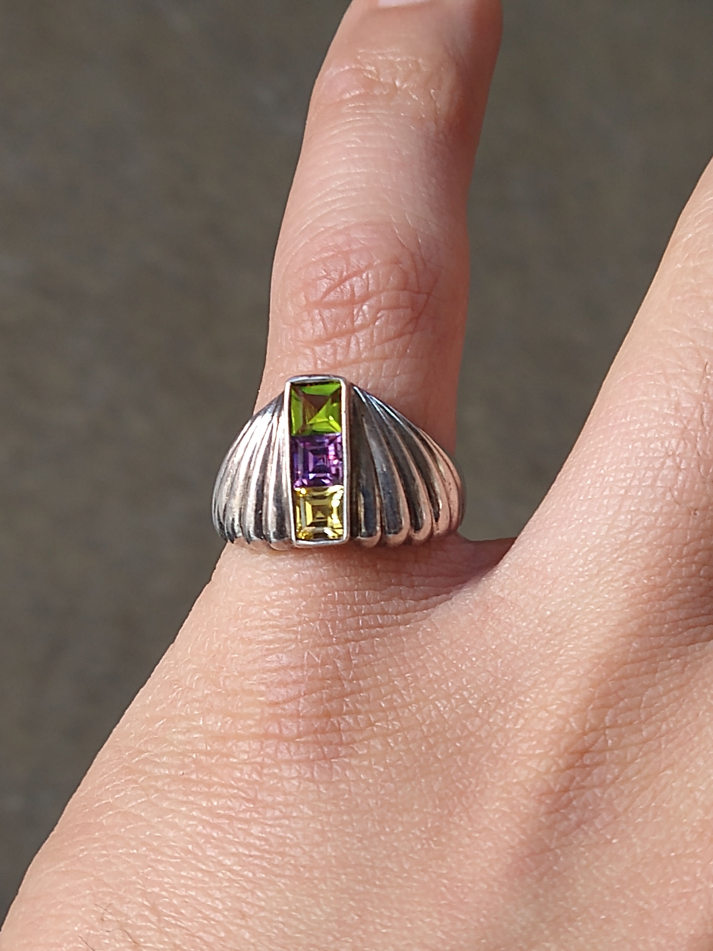 Other Sterling Silver Ring 8.25 Peridot Amethyst Modern Abstract Size ONE SIZE - 11 Thumbnail