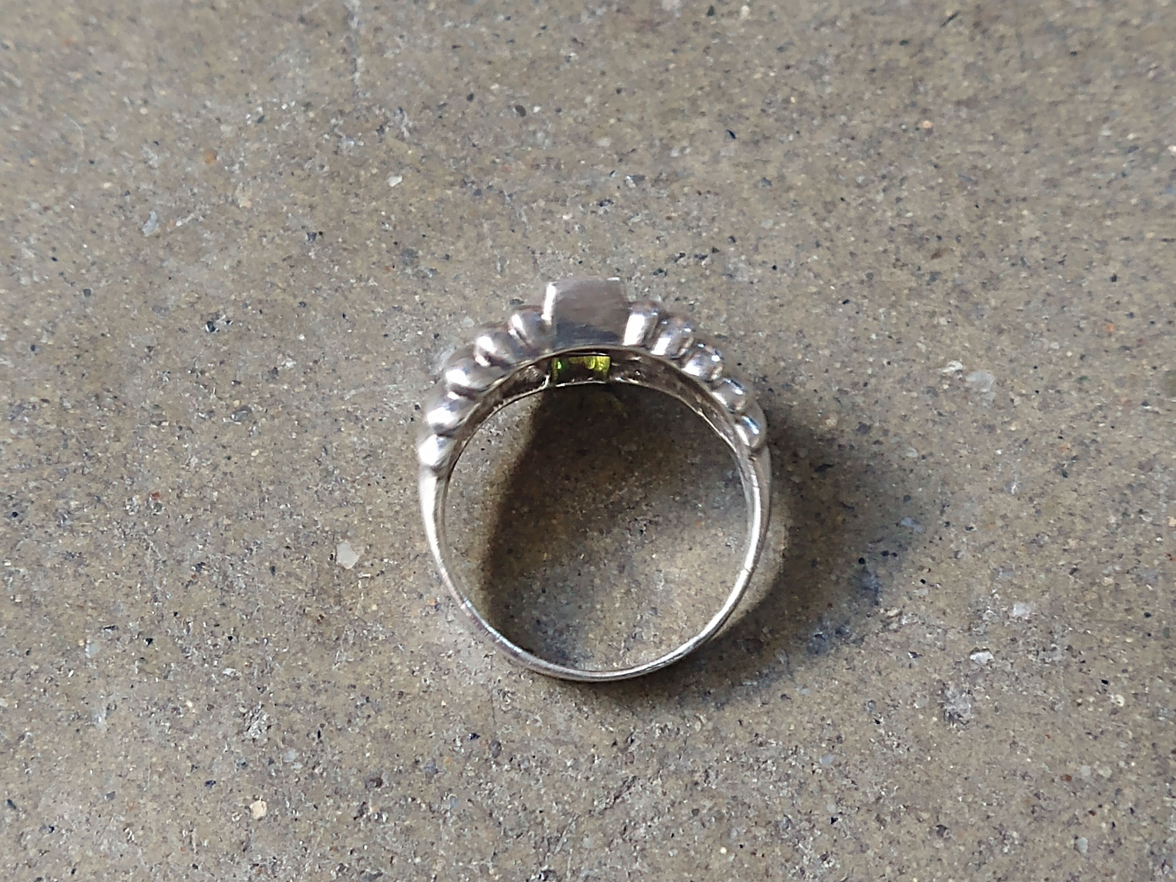 Other Sterling Silver Ring 8.25 Peridot Amethyst Modern Abstract Size ONE SIZE - 7 Thumbnail