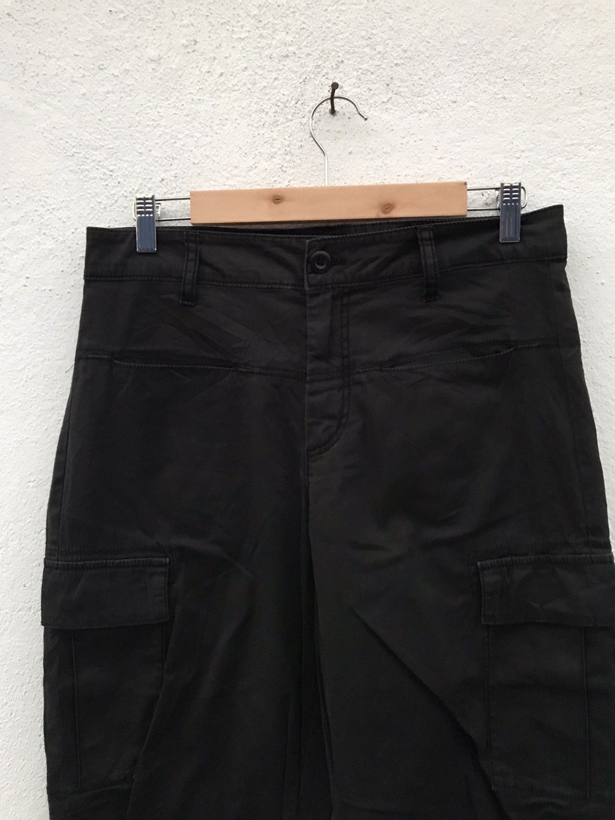 Designer × yoshie inaba L’ Equipe Yoshie Inaba Cargo Pant Cropped Style Drawstrings Size US 32 / EU 48 - 2 Thumbnail