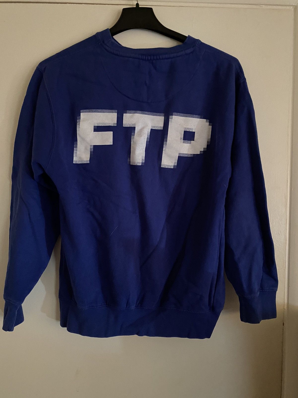 FTP Crewneck outlet (M)