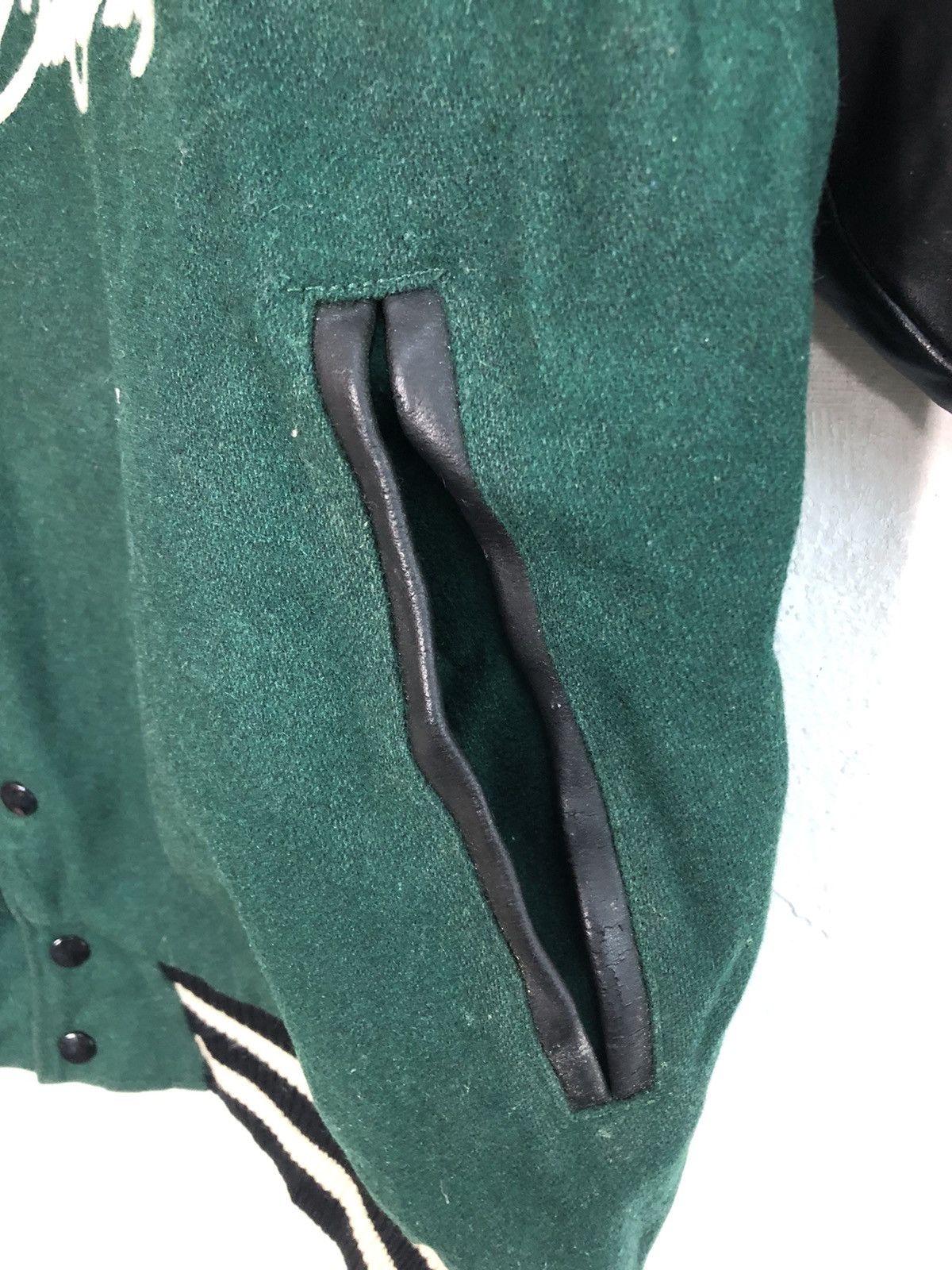 Canterbury of New Zealand × Vintage Rare Canterburry International Patches Varsity Jacket Size US XXL / EU 58 / 5 - 12 Thumbnail