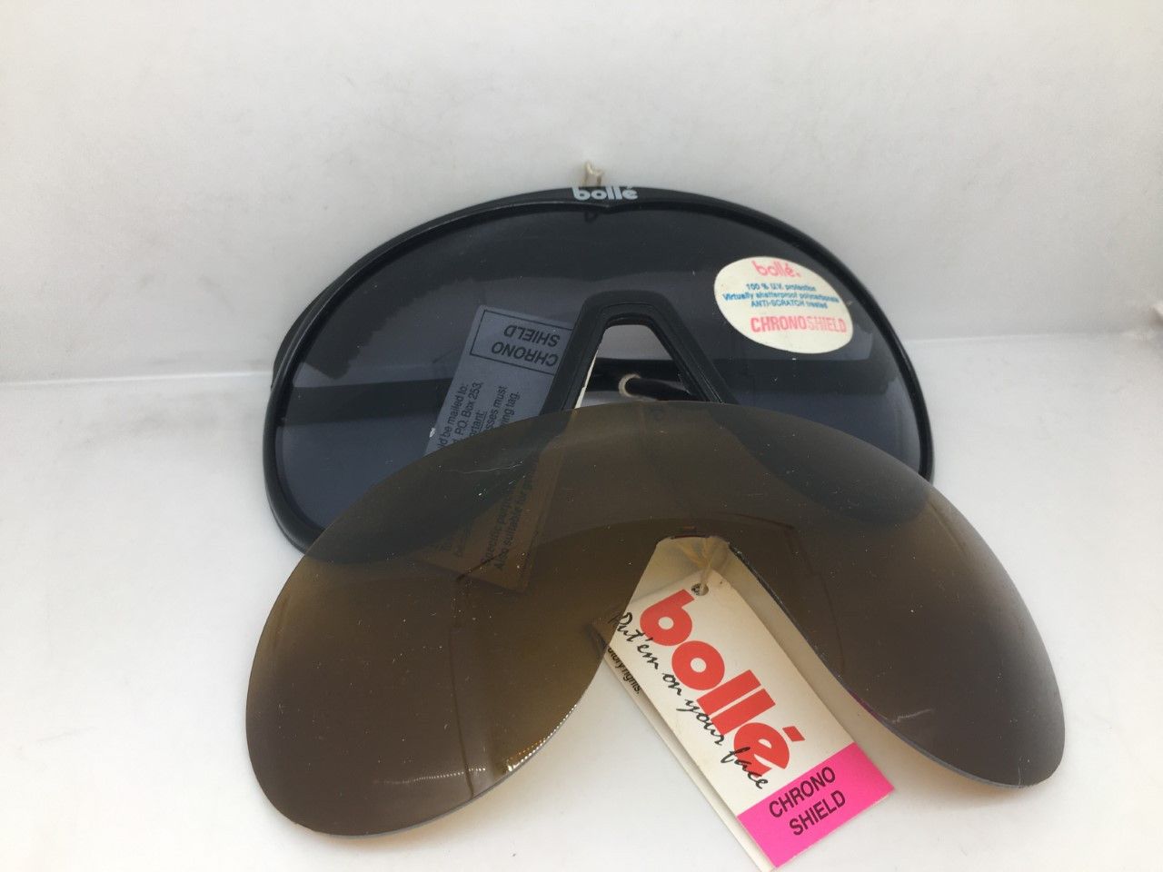 Vintage MOD OLD SCHOOL BOLLE FRANCE CHRONO SHIELD SUNGLASSES Size ONE SIZE - 9 Thumbnail